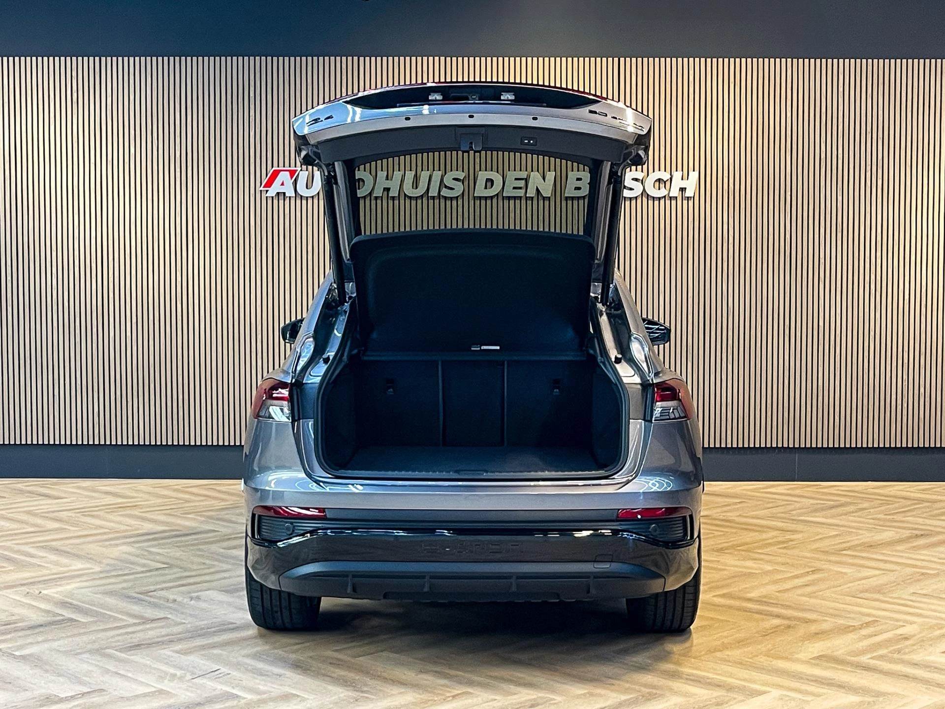 Hoofdafbeelding Audi Q4 e-tron