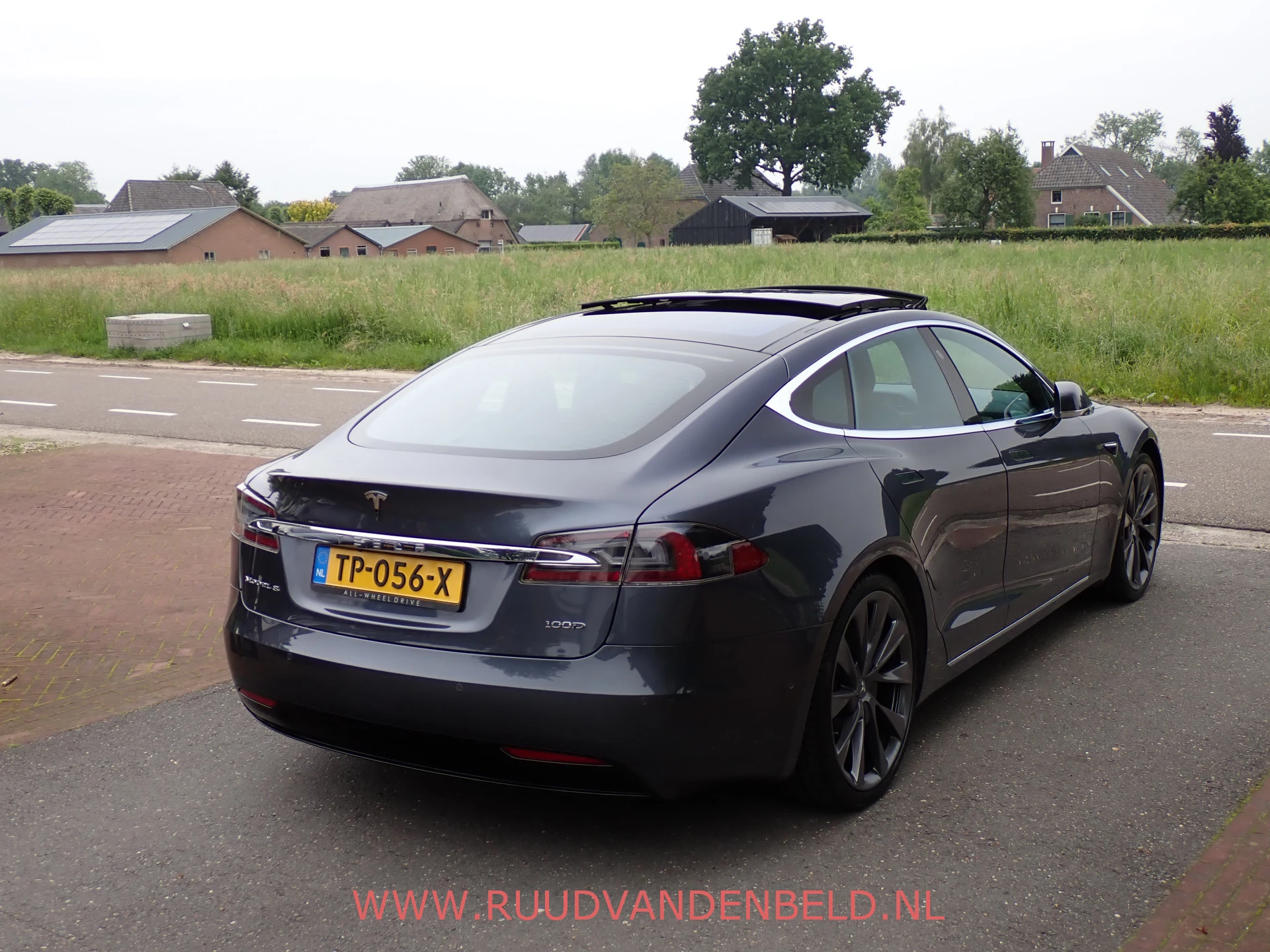 Hoofdafbeelding Tesla Model S