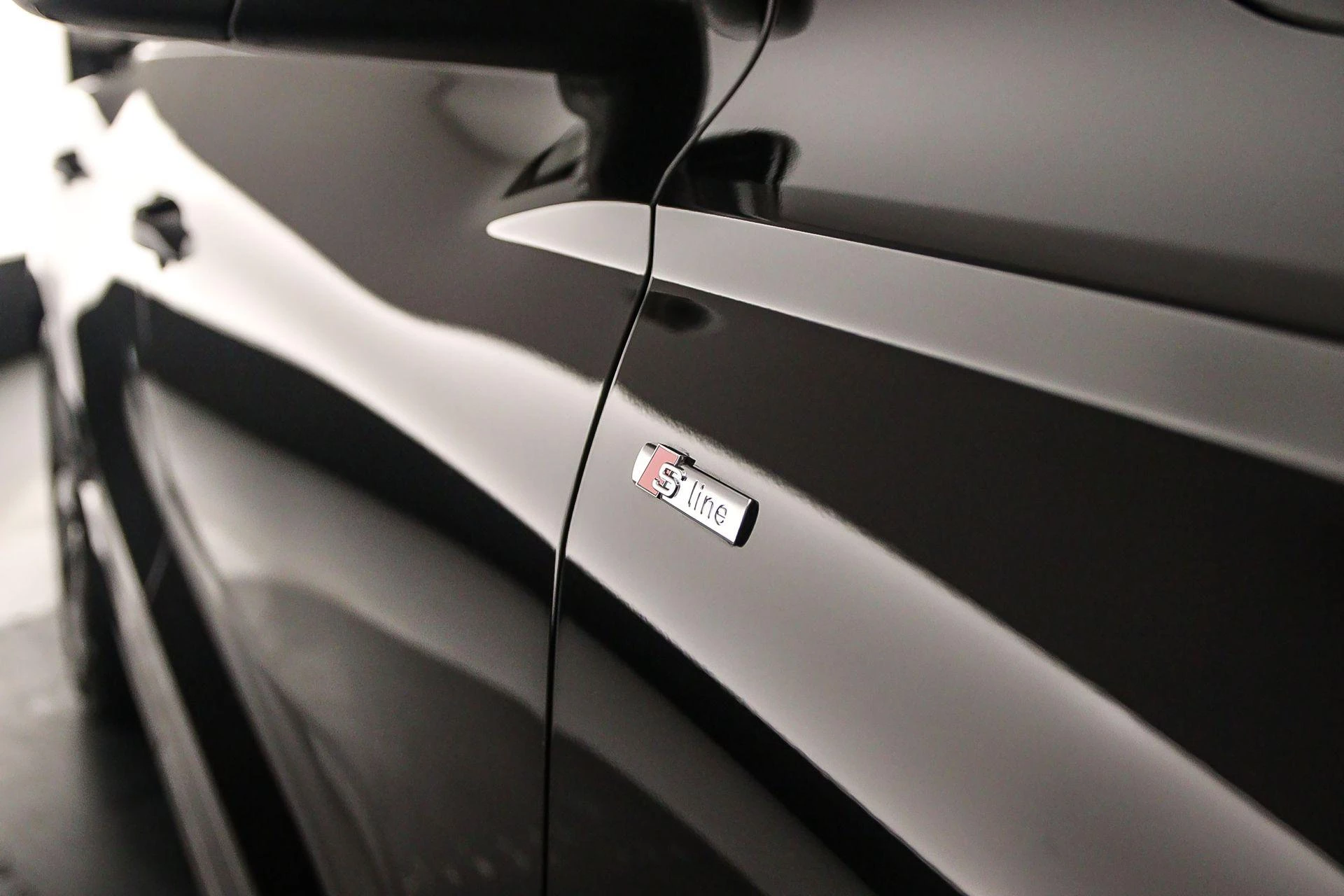 Hoofdafbeelding Audi Q6 e-tron