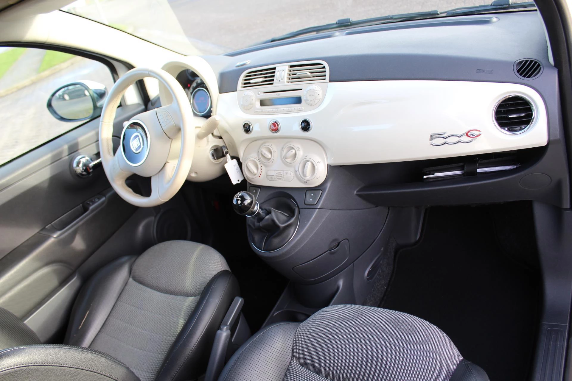 Hoofdafbeelding Fiat 500C