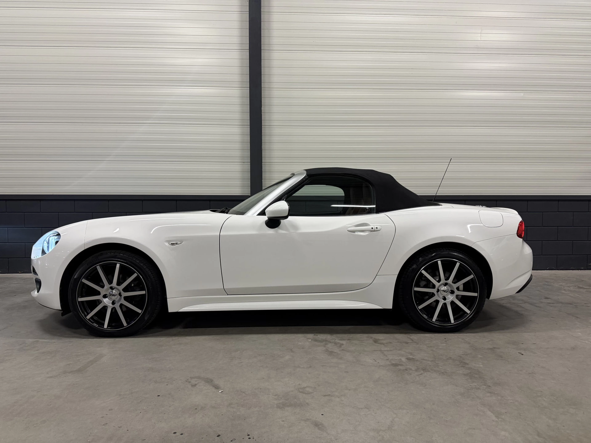 Hoofdafbeelding Fiat 124 Spider