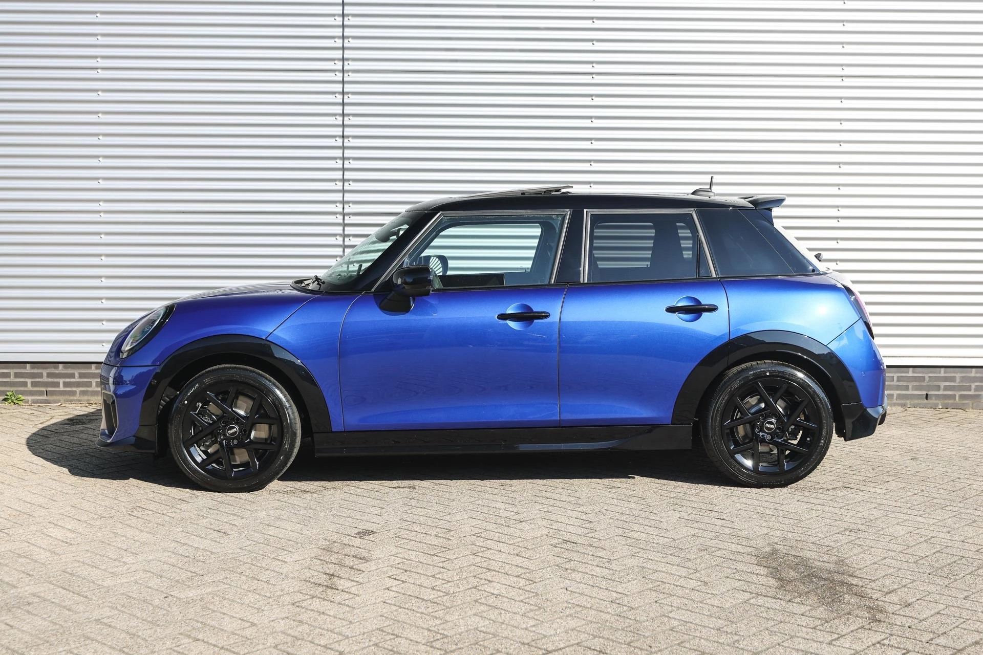 Hoofdafbeelding MINI 5-deurs