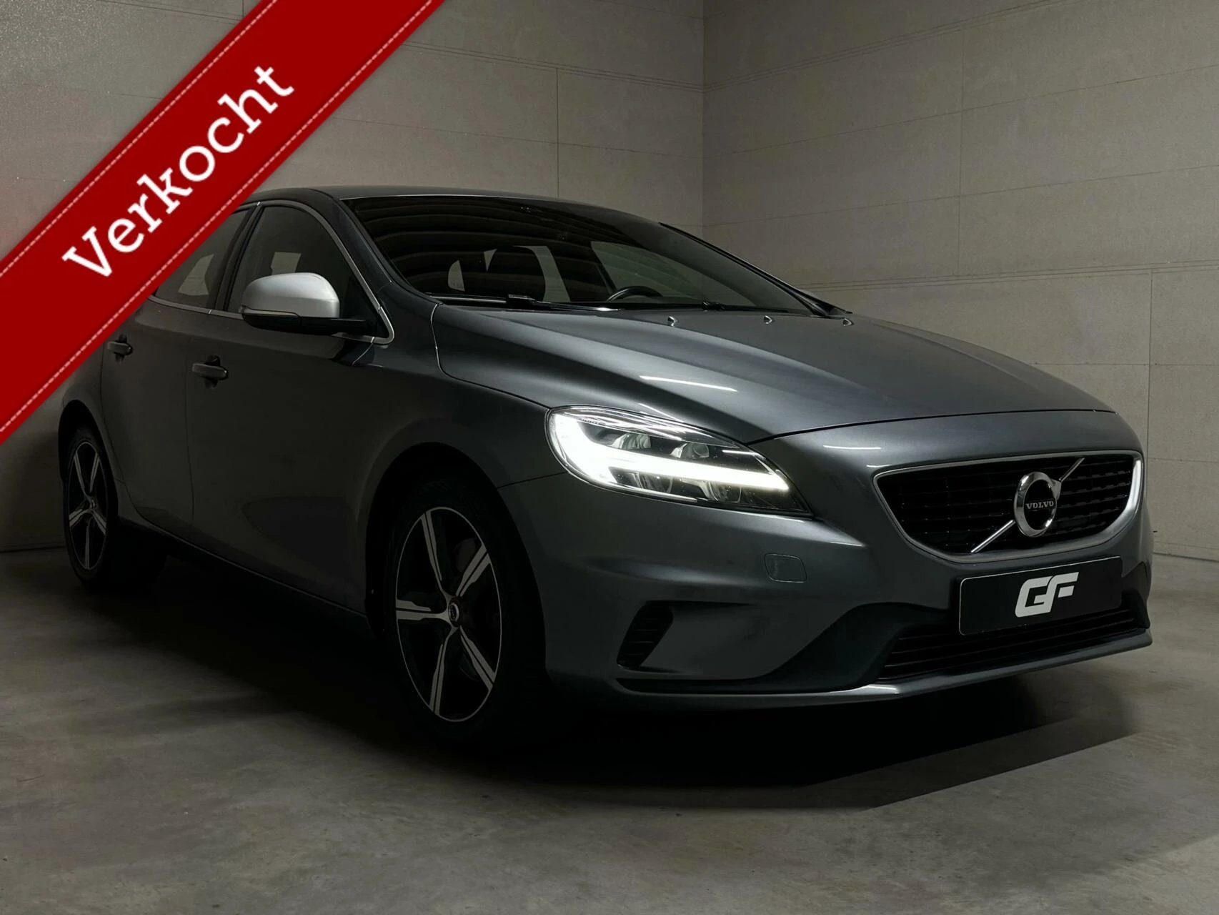 Hoofdafbeelding Volvo V40