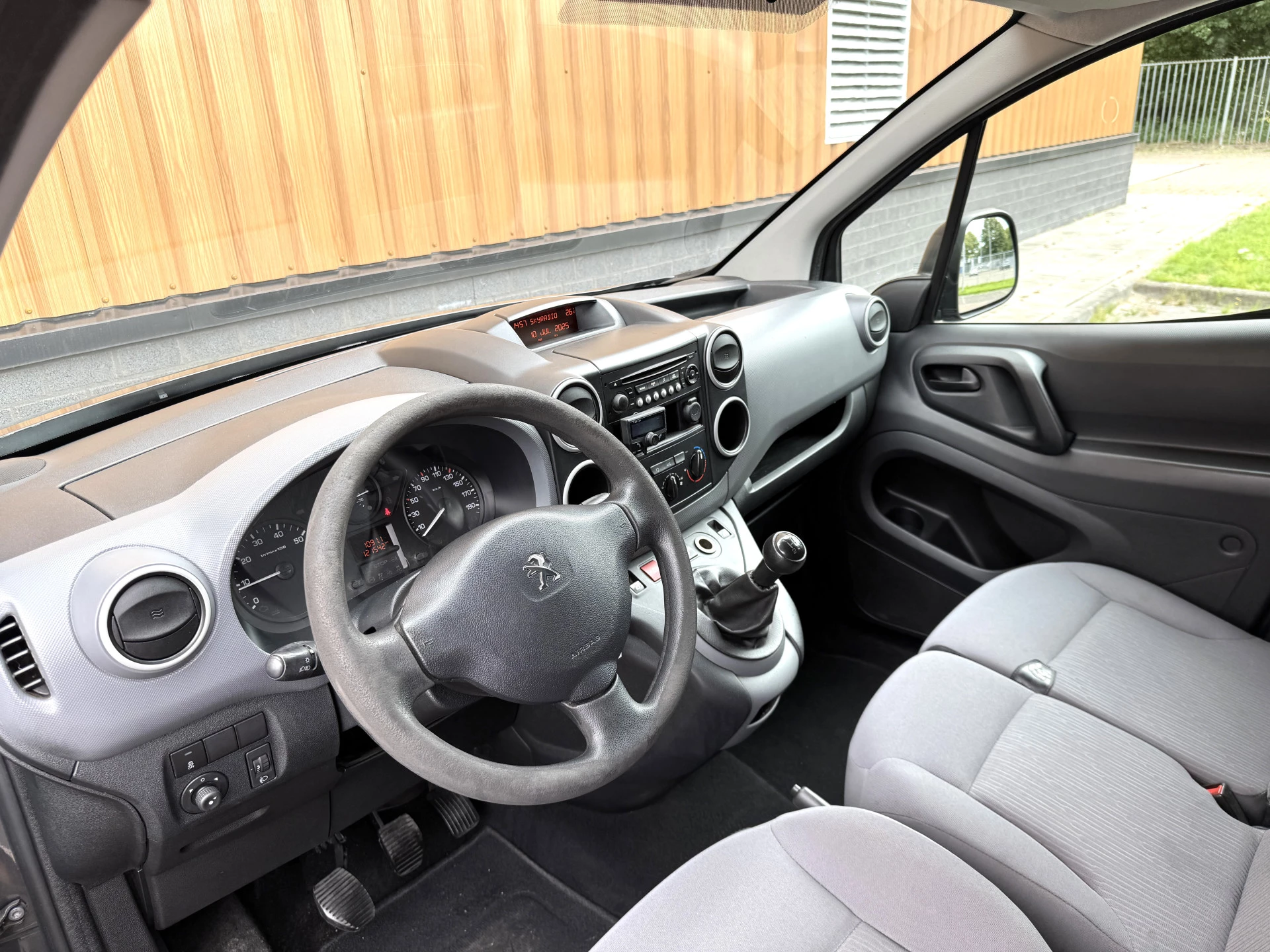Hoofdafbeelding Peugeot Partner