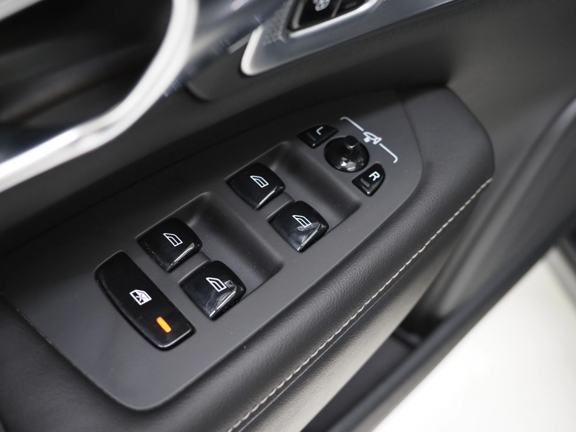 Hoofdafbeelding Volvo V90