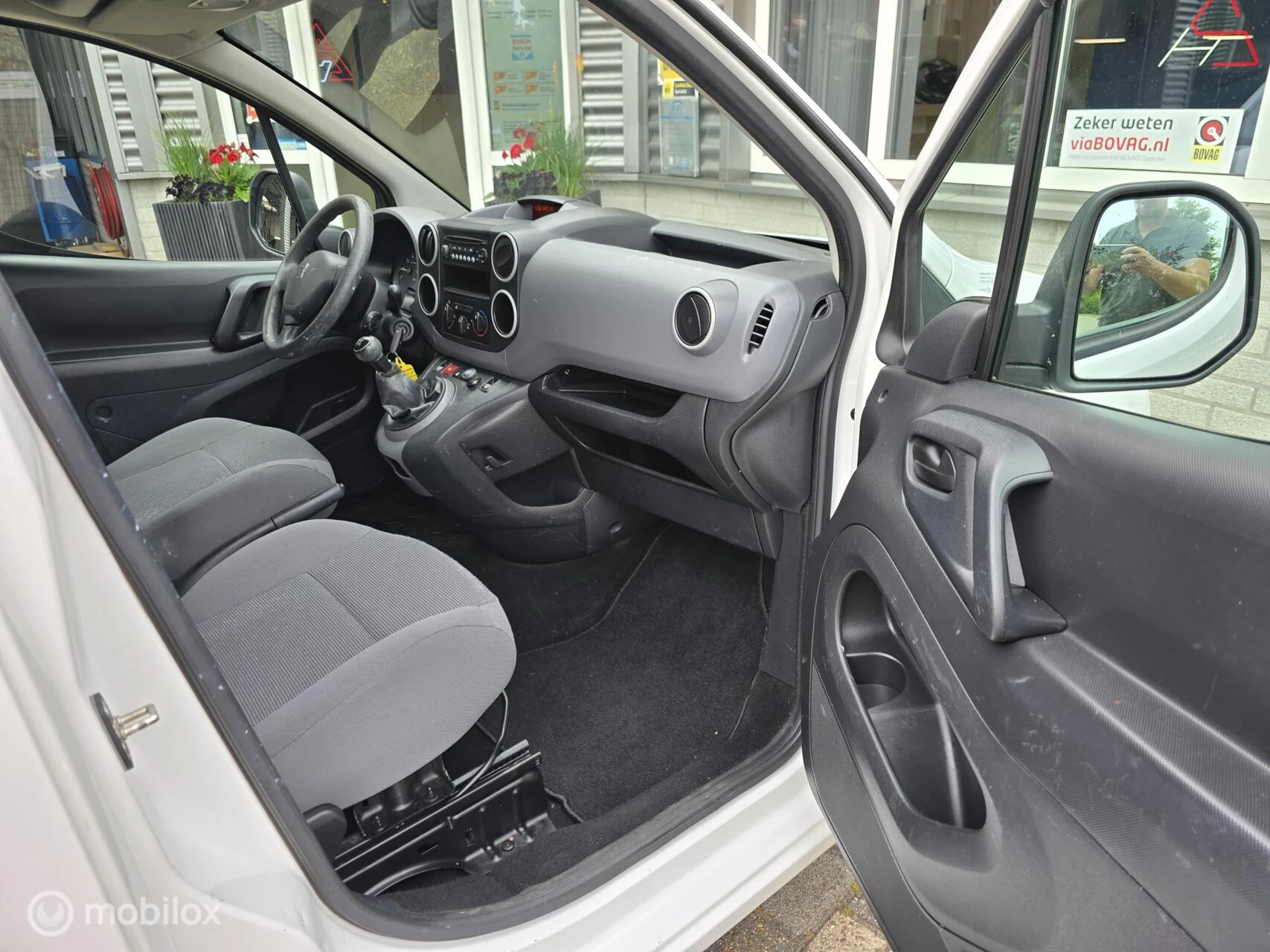 Hoofdafbeelding Peugeot Partner