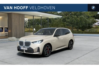 Hoofdafbeelding BMW X3 BMW X3 M50 Automaat / Panoramadak / Trekhaak / Sportstoelen / M Adaptief onderstel / Adaptieve LED / Parking Assistant Plus / Stoelventilatie