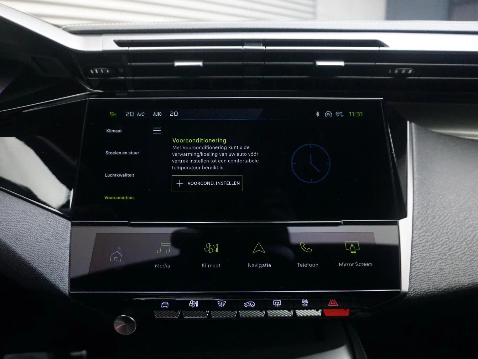 Hoofdafbeelding Peugeot e-308