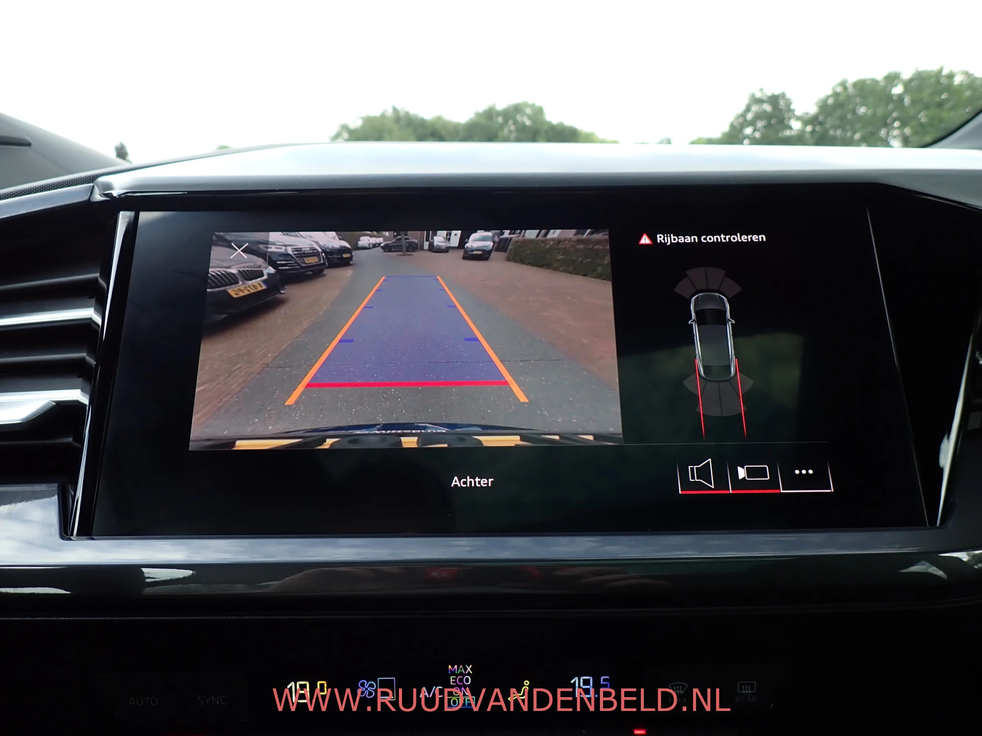 Hoofdafbeelding Audi Q4 e-tron