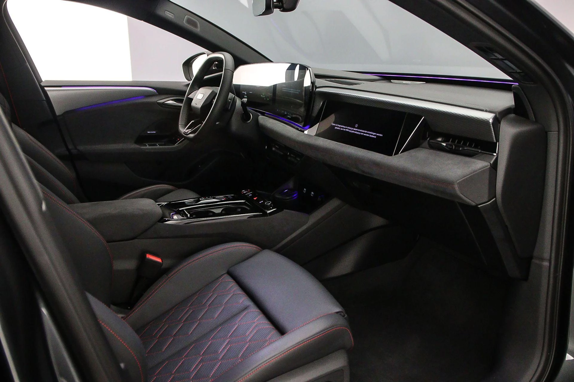 Hoofdafbeelding Audi S6 Avant e-tron