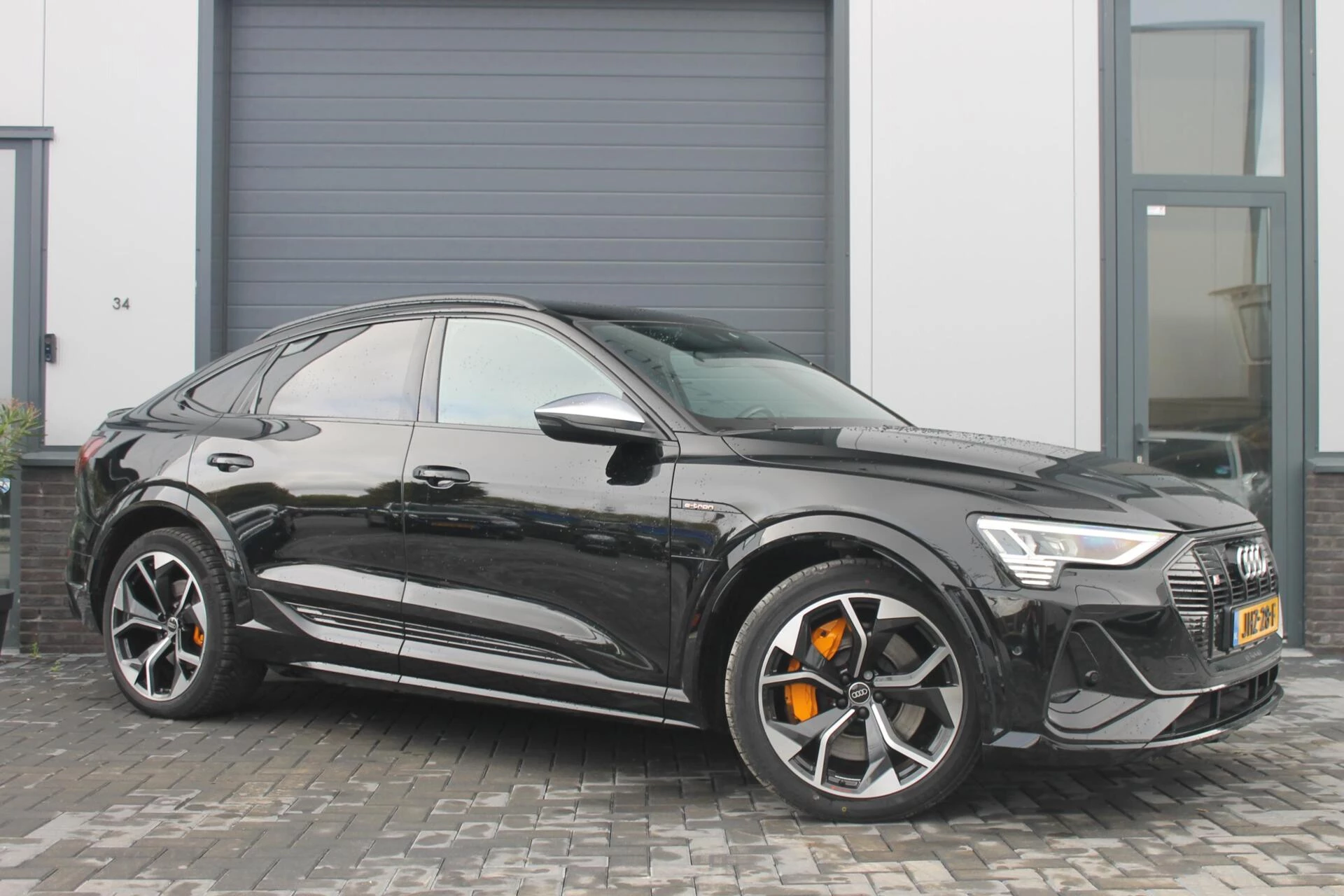 Hoofdafbeelding Audi e-tron