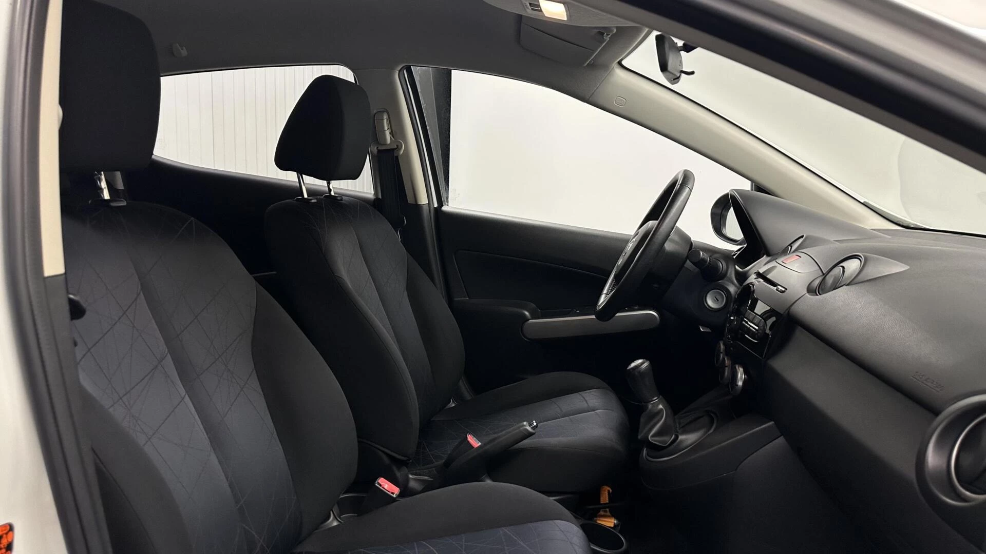 Hoofdafbeelding Mazda 2