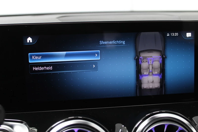 Hoofdafbeelding Mercedes-Benz EQB