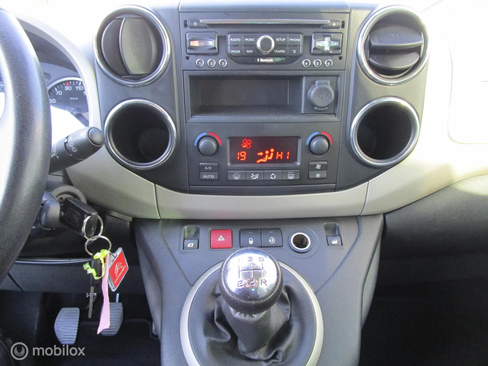 Hoofdafbeelding Peugeot Partner