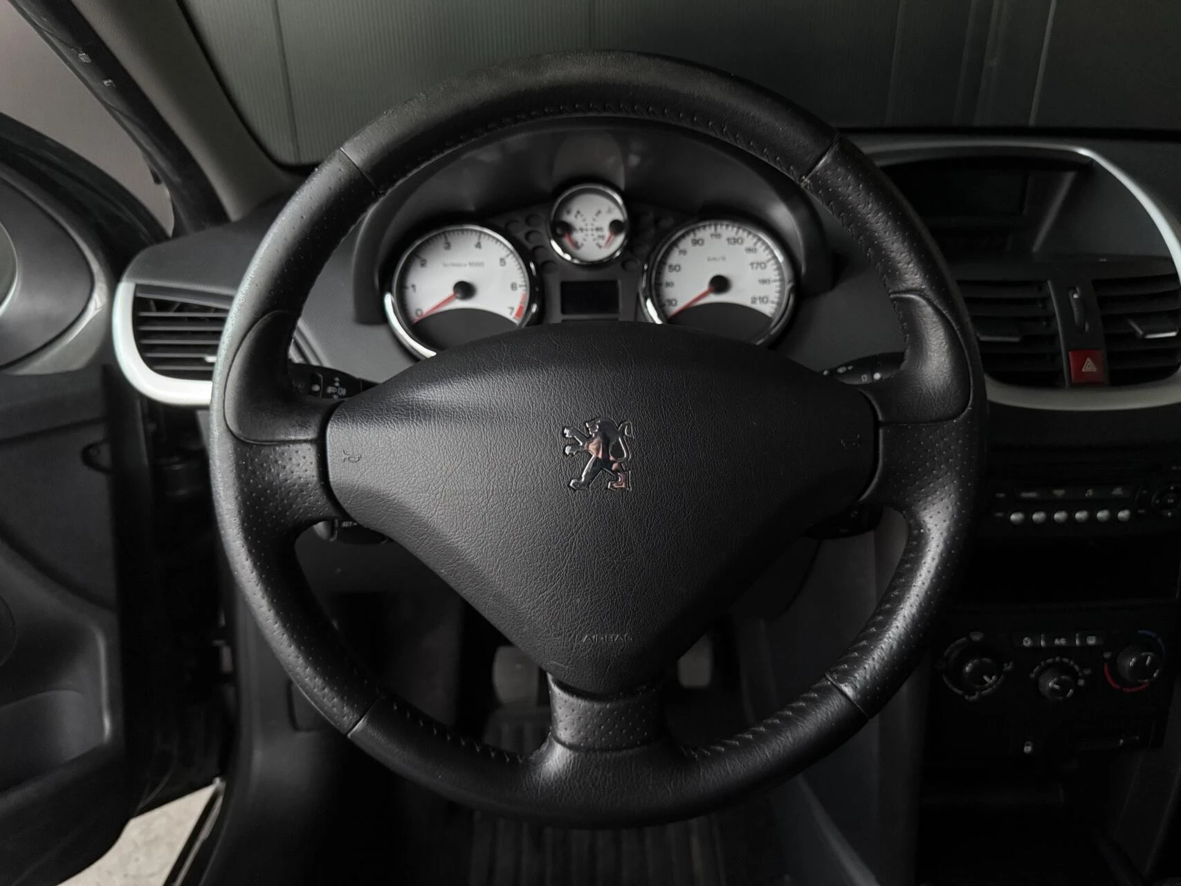 Hoofdafbeelding Peugeot 207