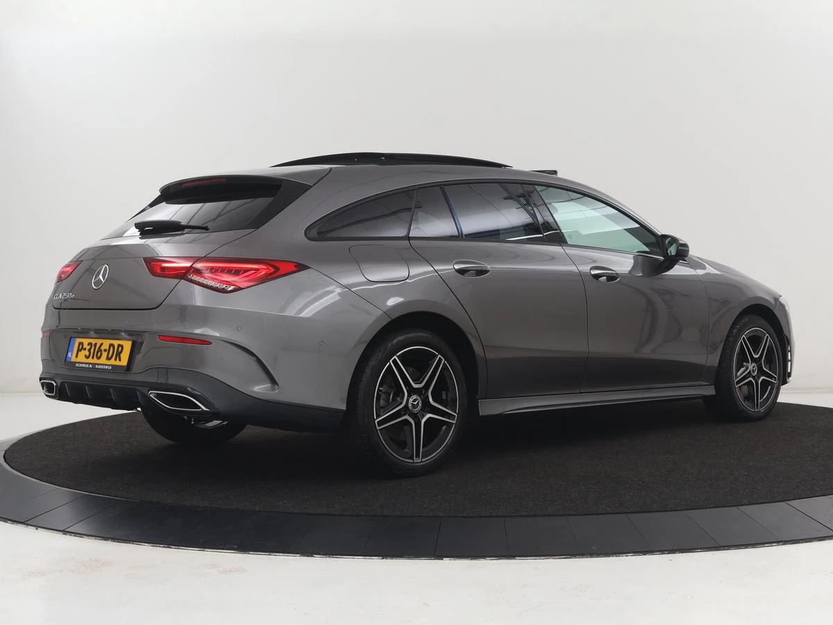 Hoofdafbeelding Mercedes-Benz CLA