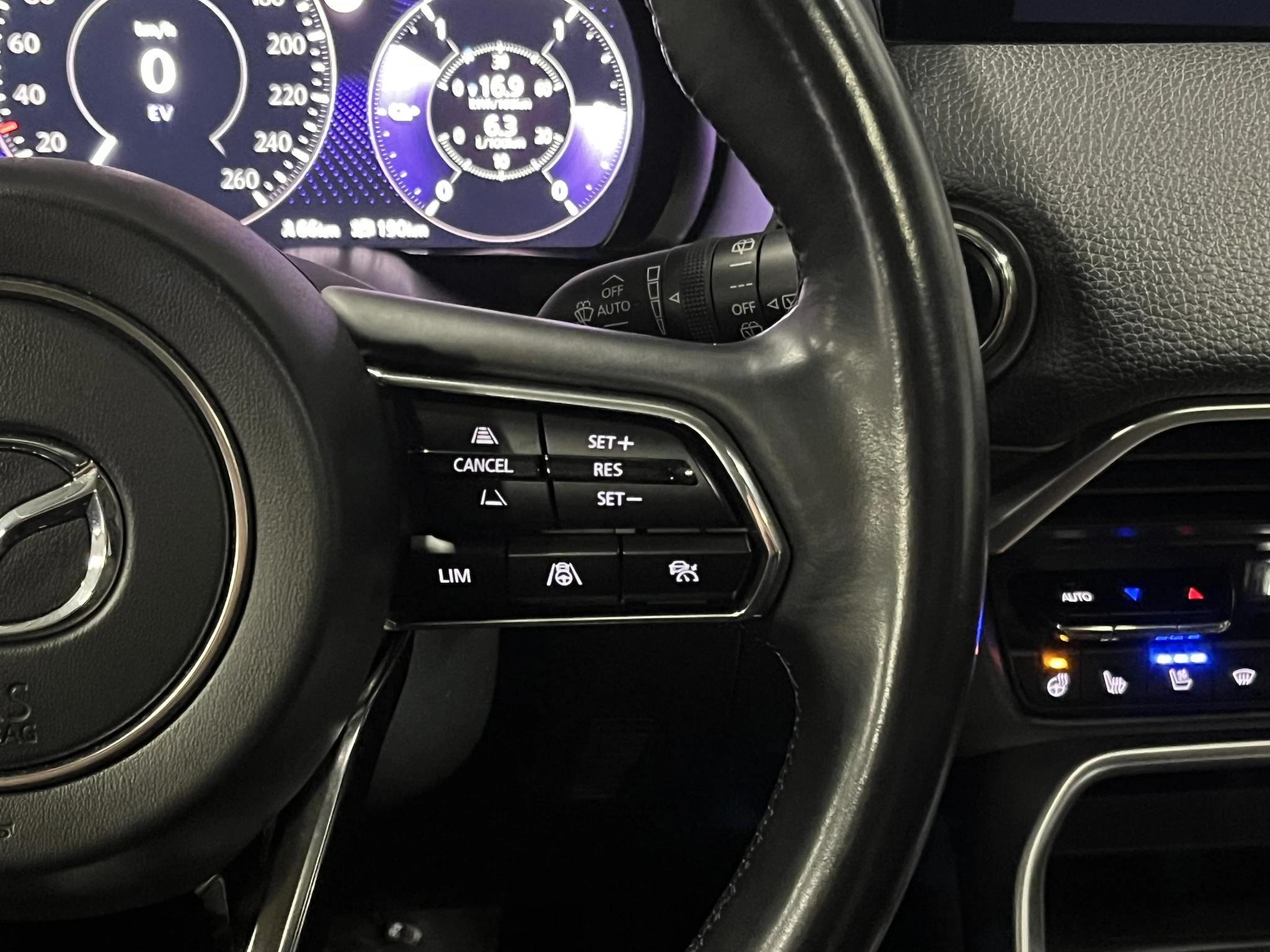 Hoofdafbeelding Mazda CX-60