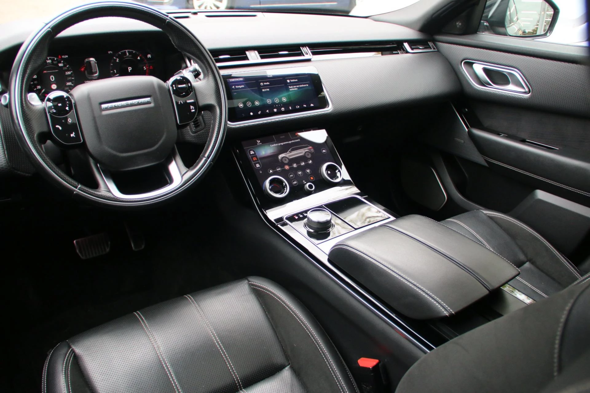 Hoofdafbeelding Land Rover Range Rover Velar