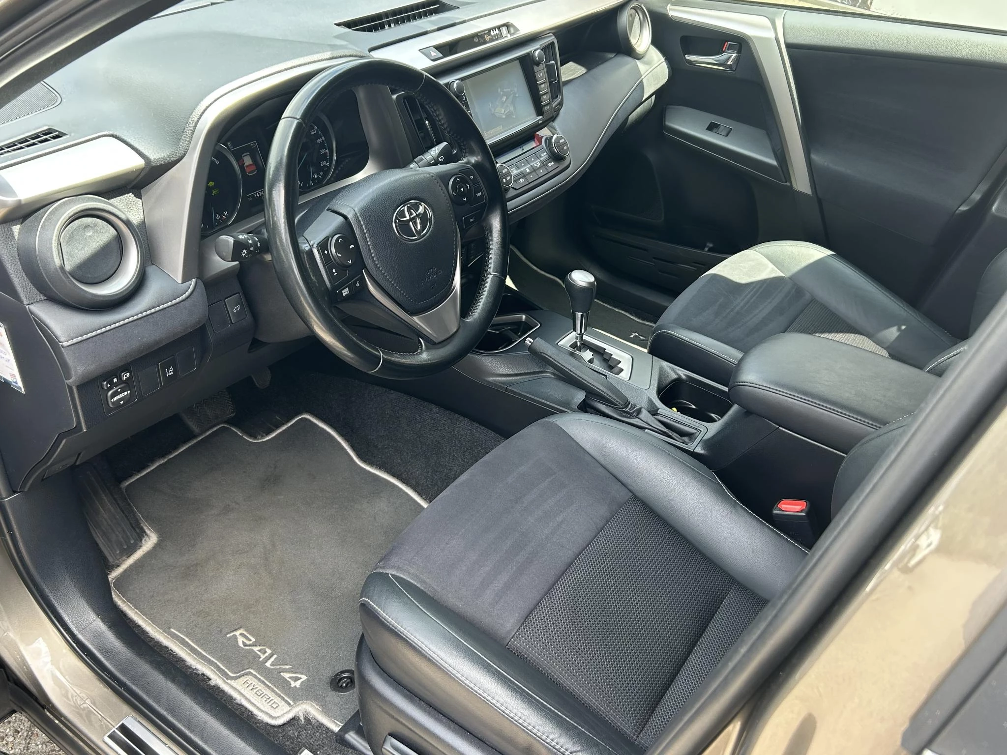 Hoofdafbeelding Toyota RAV4