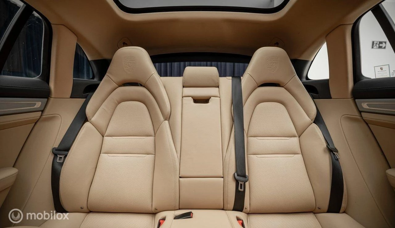 Hoofdafbeelding Porsche Panamera