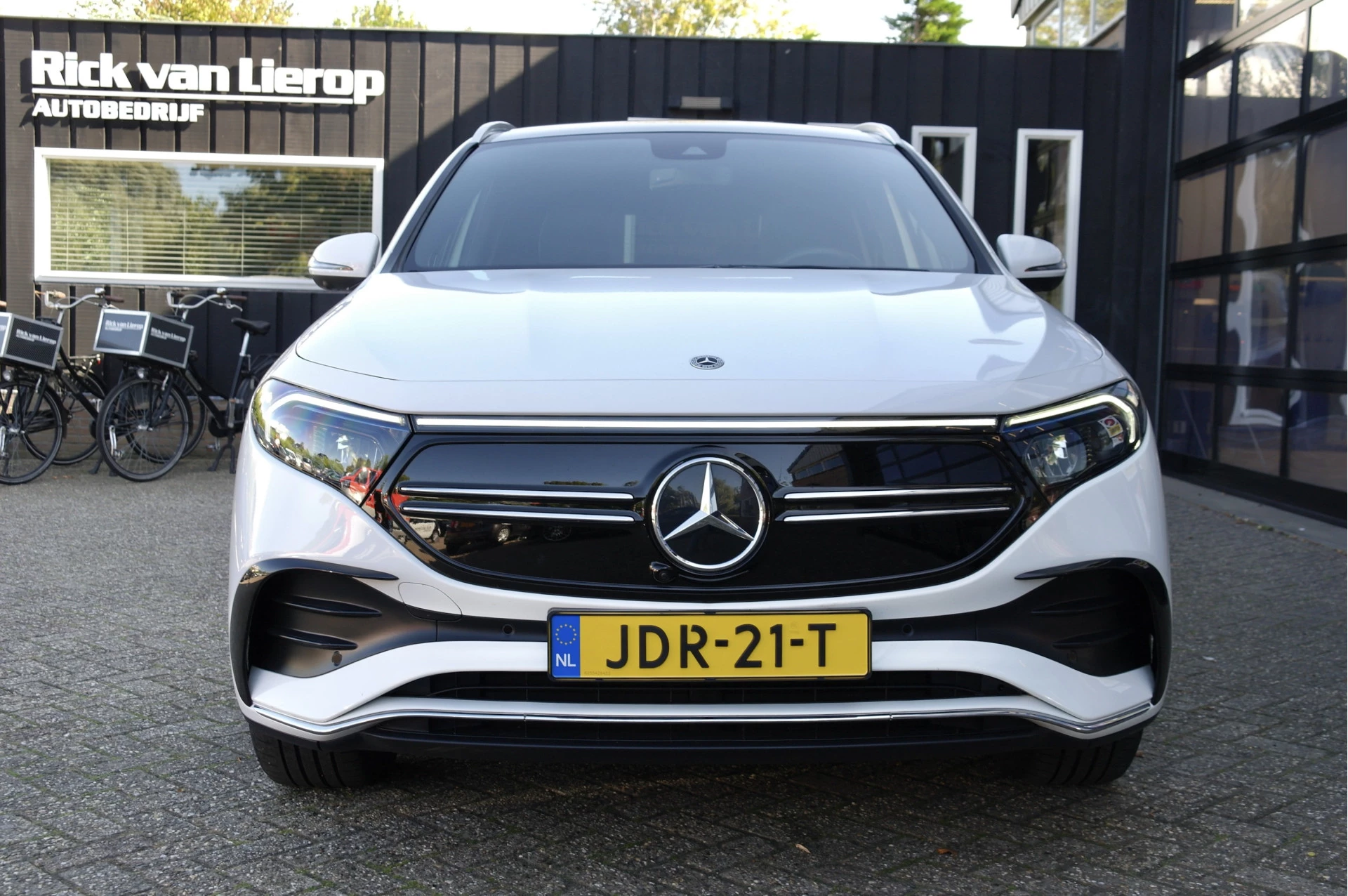 Hoofdafbeelding Mercedes-Benz EQA