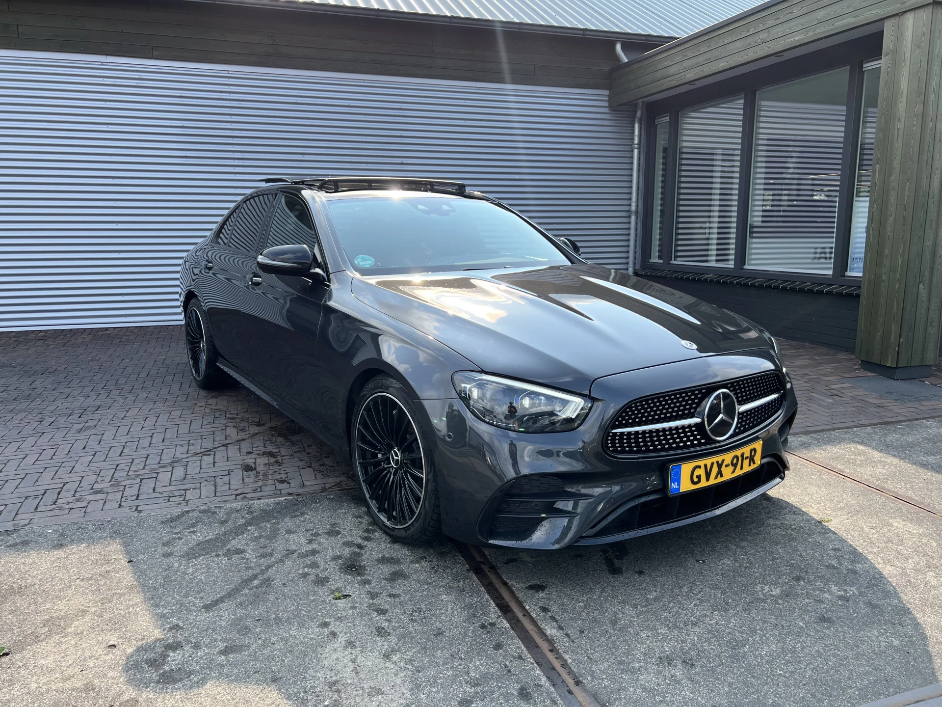 Hoofdafbeelding Mercedes-Benz E-Klasse