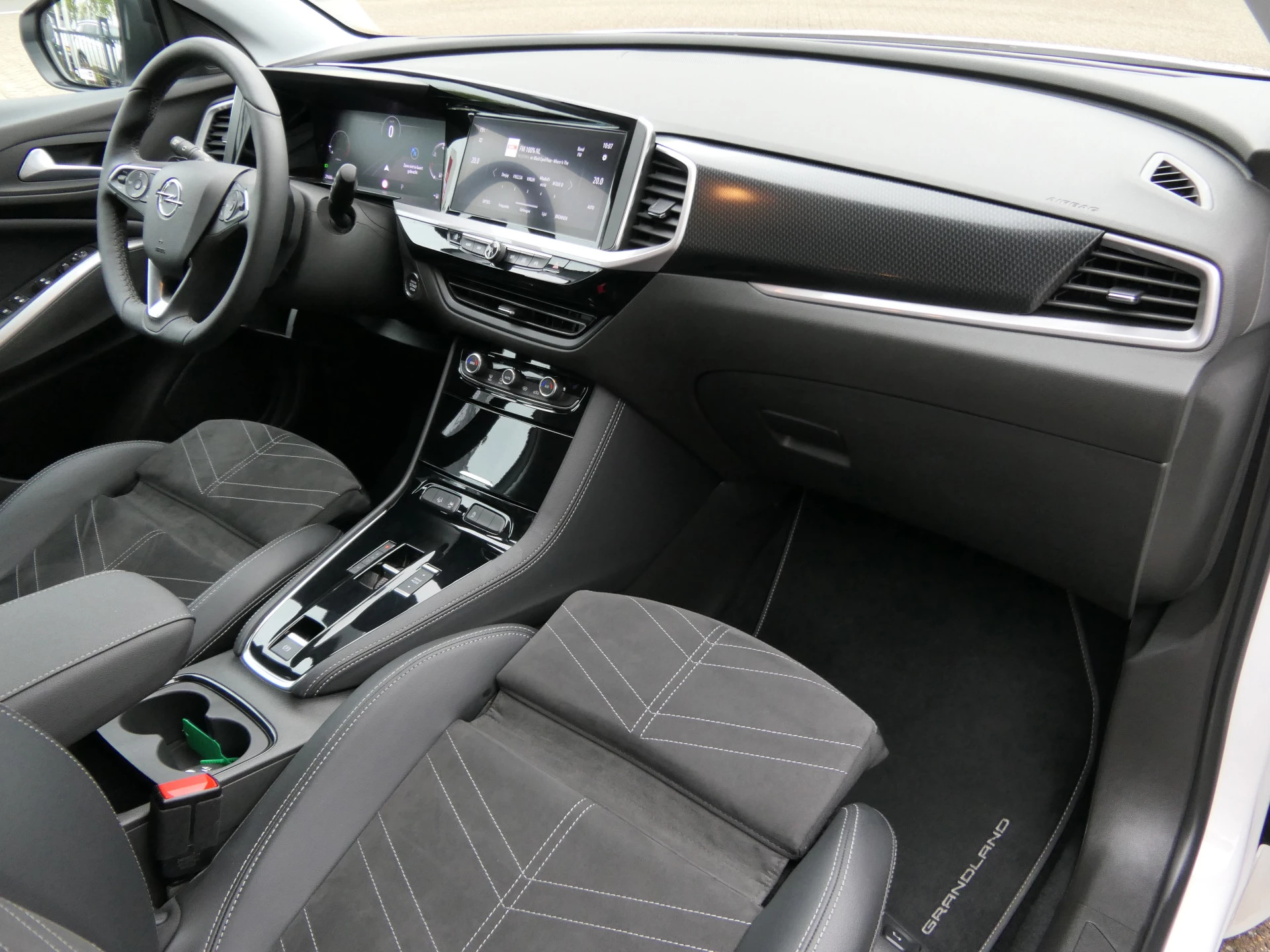 Hoofdafbeelding Opel Grandland