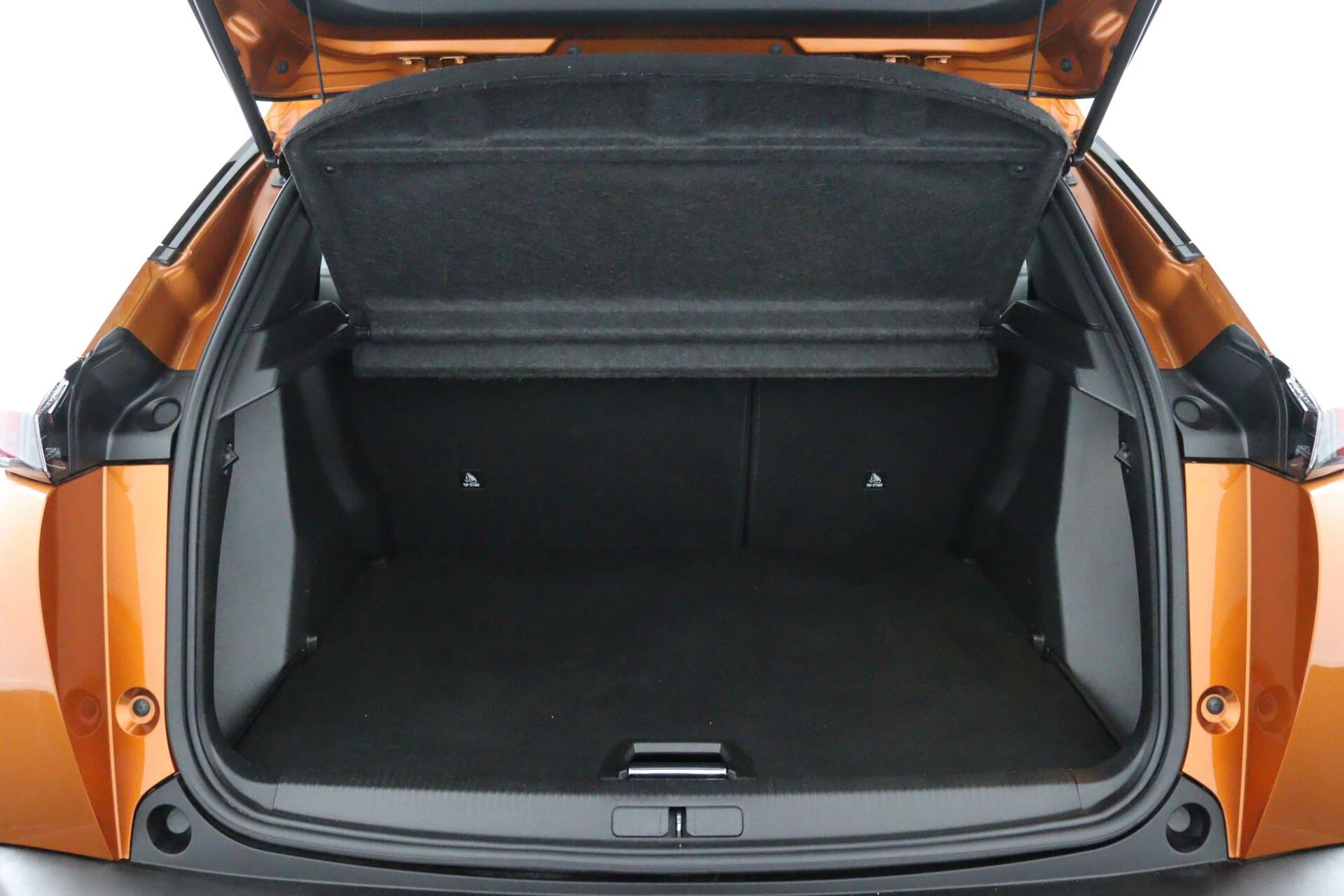 Hoofdafbeelding Peugeot e-2008