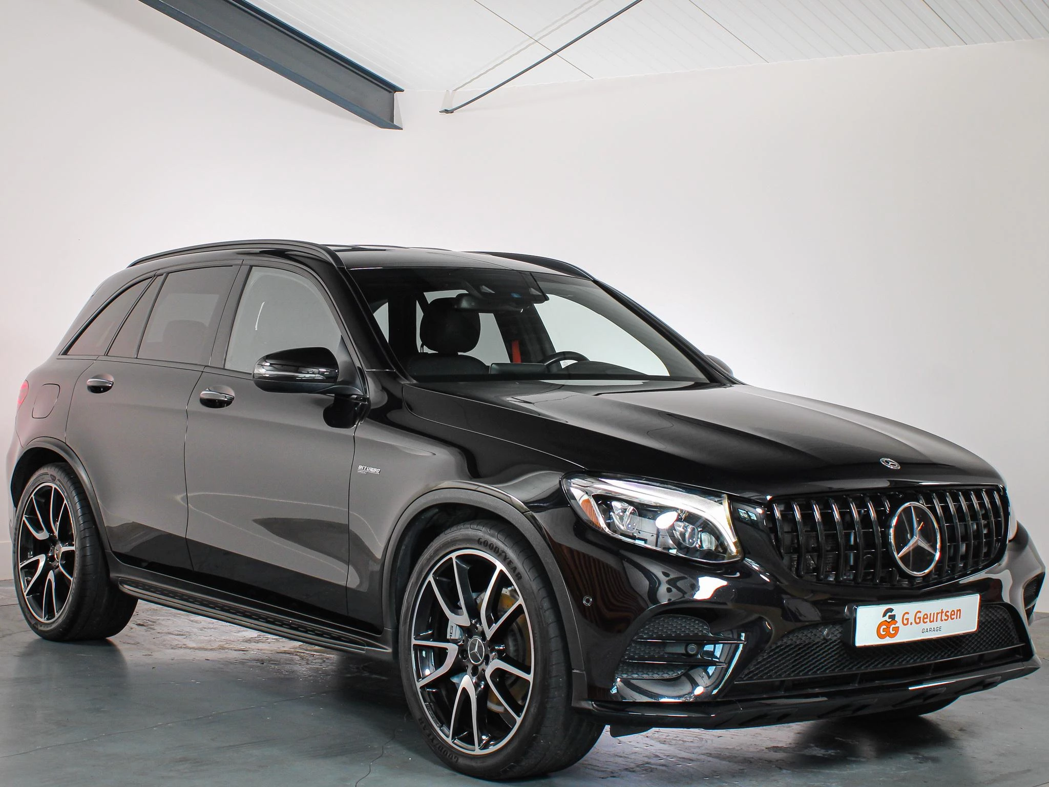Hoofdafbeelding Mercedes-Benz GLC
