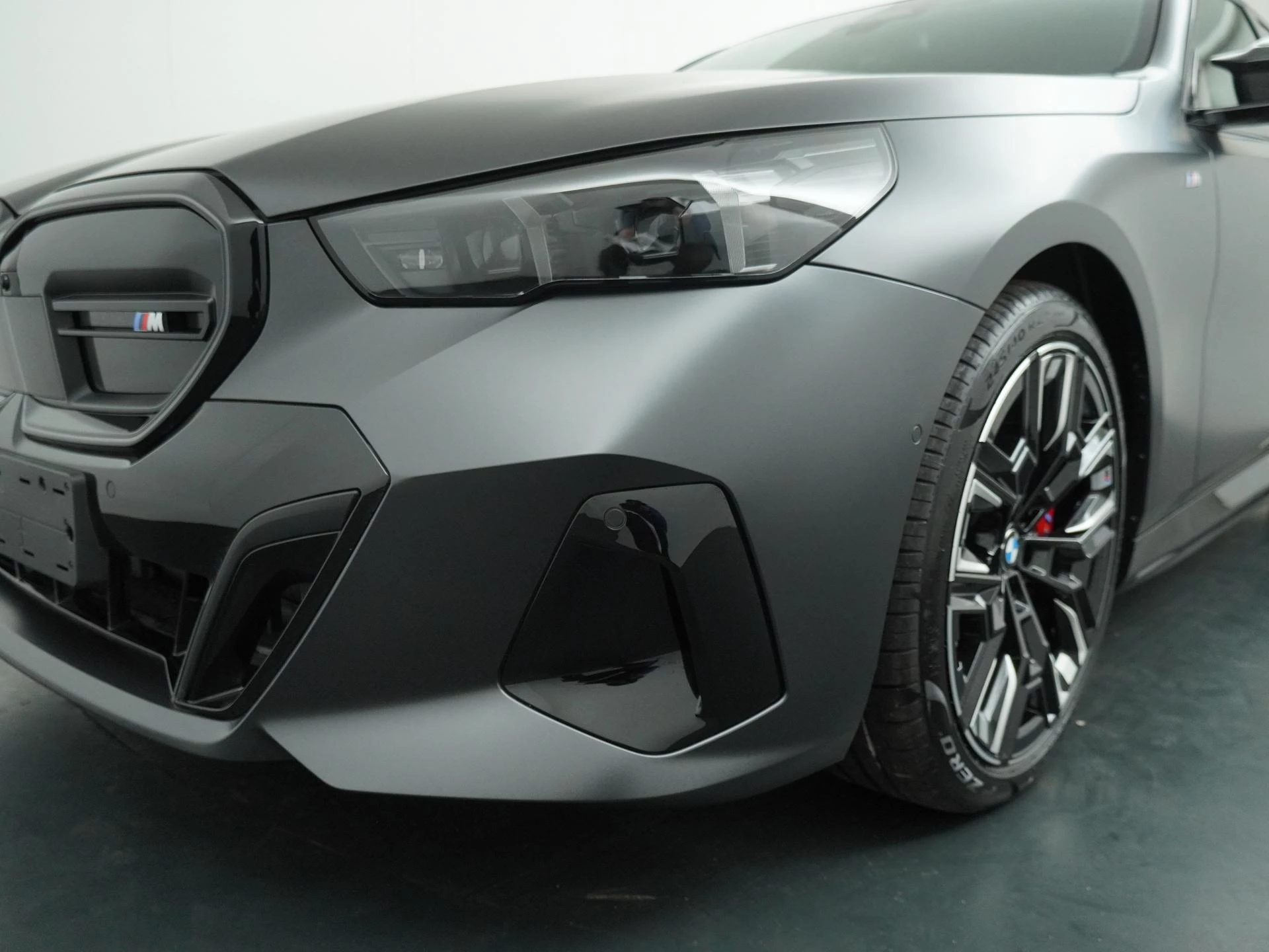 Hoofdafbeelding BMW i5