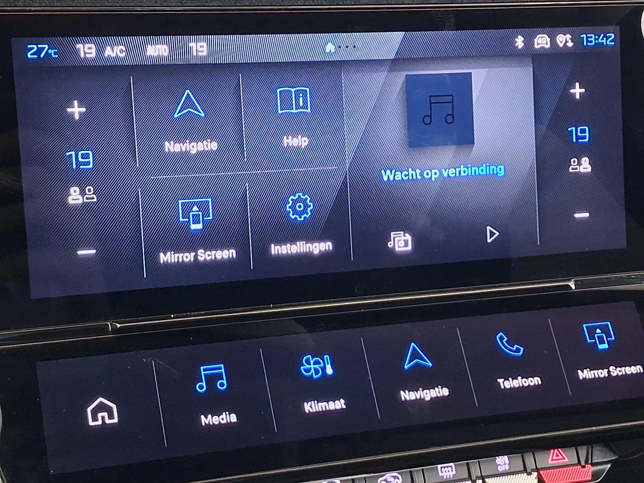 Hoofdafbeelding Peugeot 408