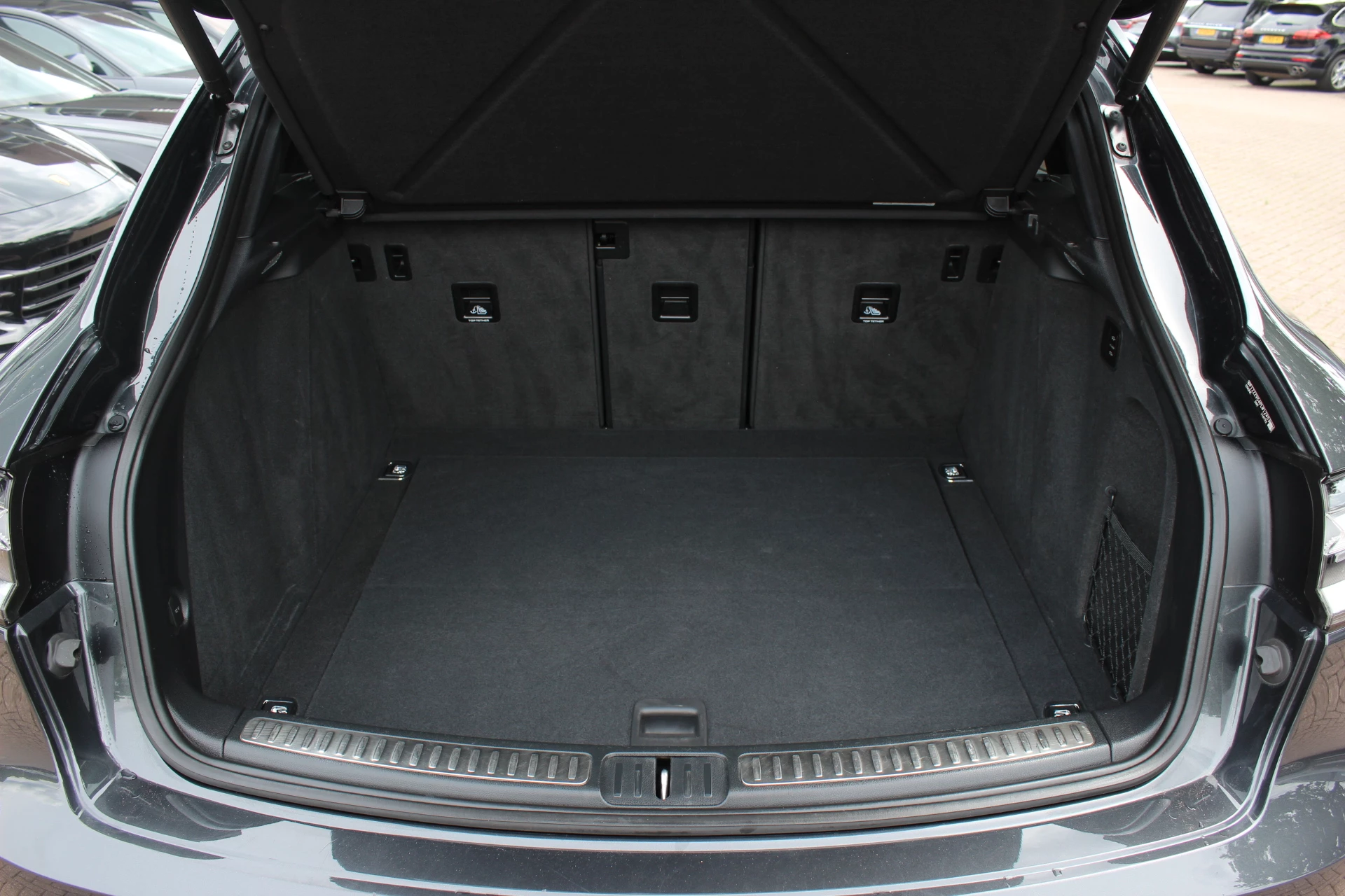 Hoofdafbeelding Porsche Macan