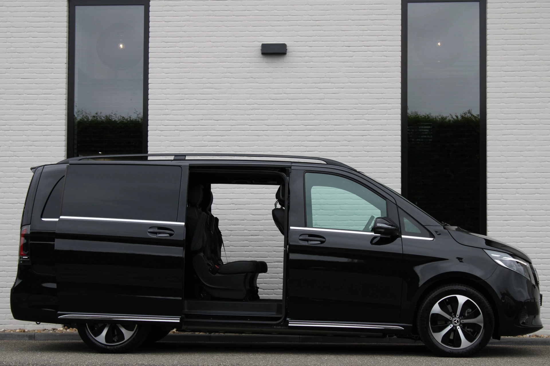 Hoofdafbeelding Mercedes-Benz EQV