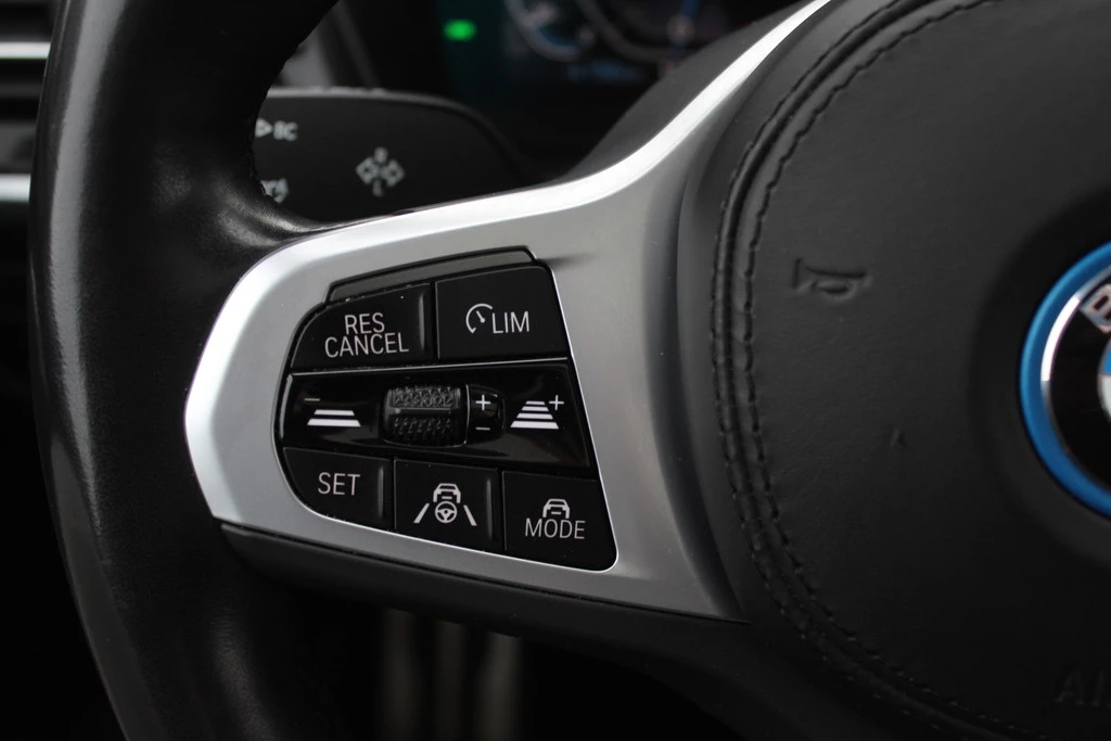 Hoofdafbeelding BMW iX3
