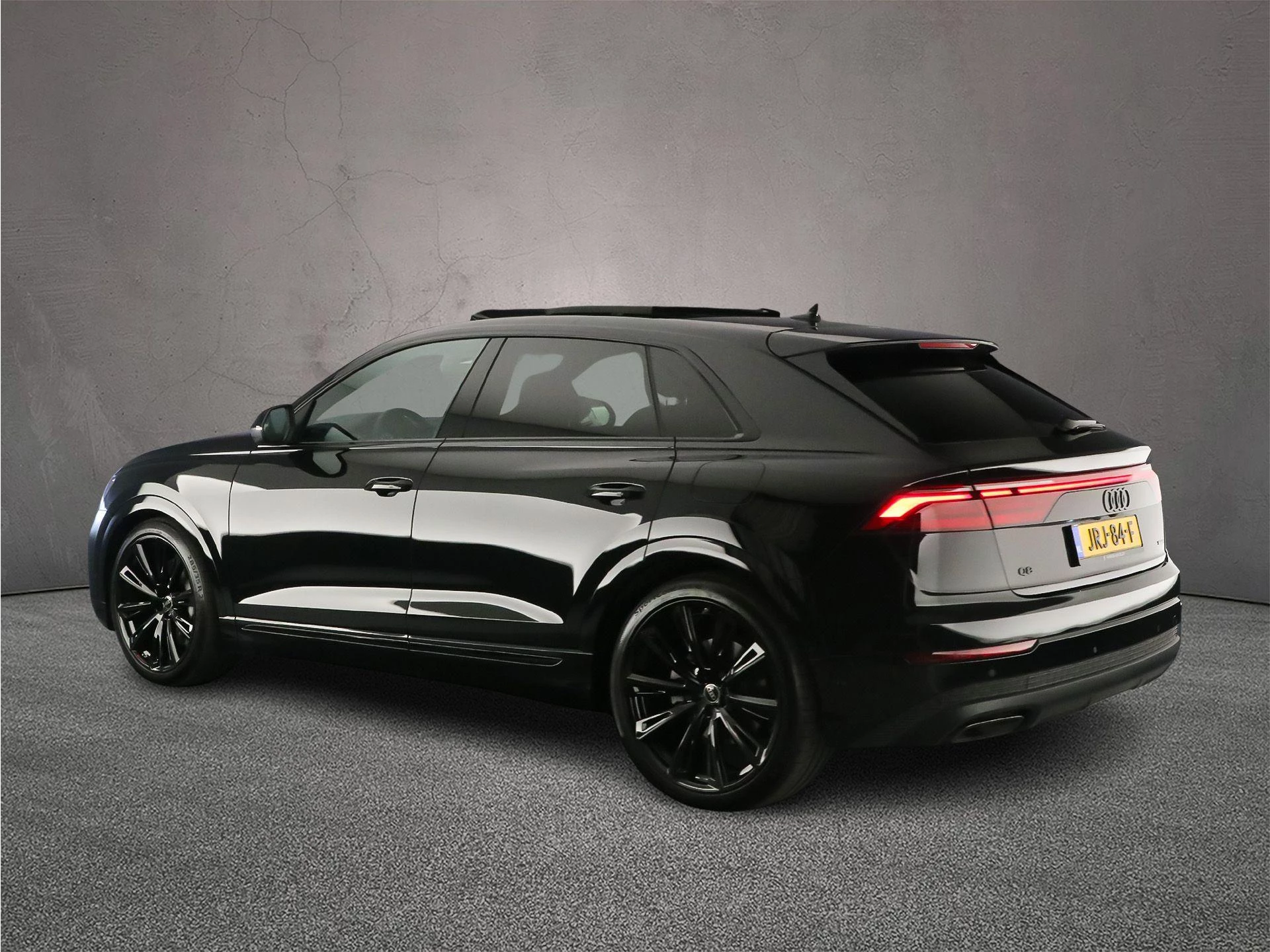 Hoofdafbeelding Audi Q8