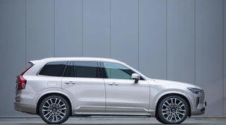 Hoofdafbeelding Volvo XC90 Volvo XC90 2.0 T8 Plug-in hybrid AWD Ultra Bright MY 2026 Facelift