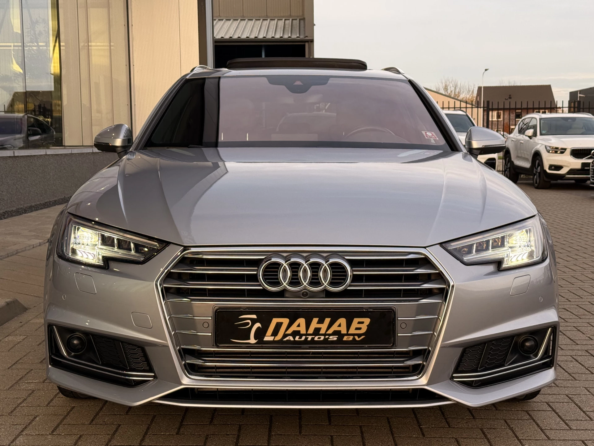 Hoofdafbeelding Audi A4