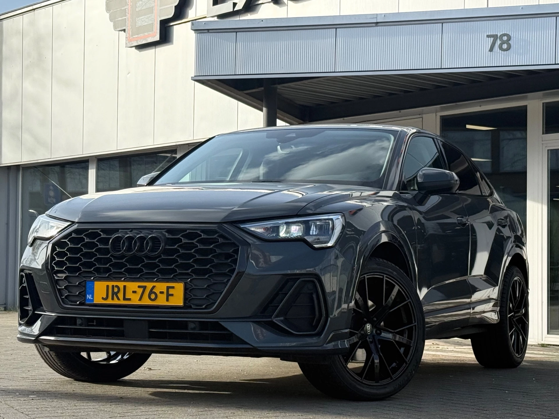 Hoofdafbeelding Audi Q3