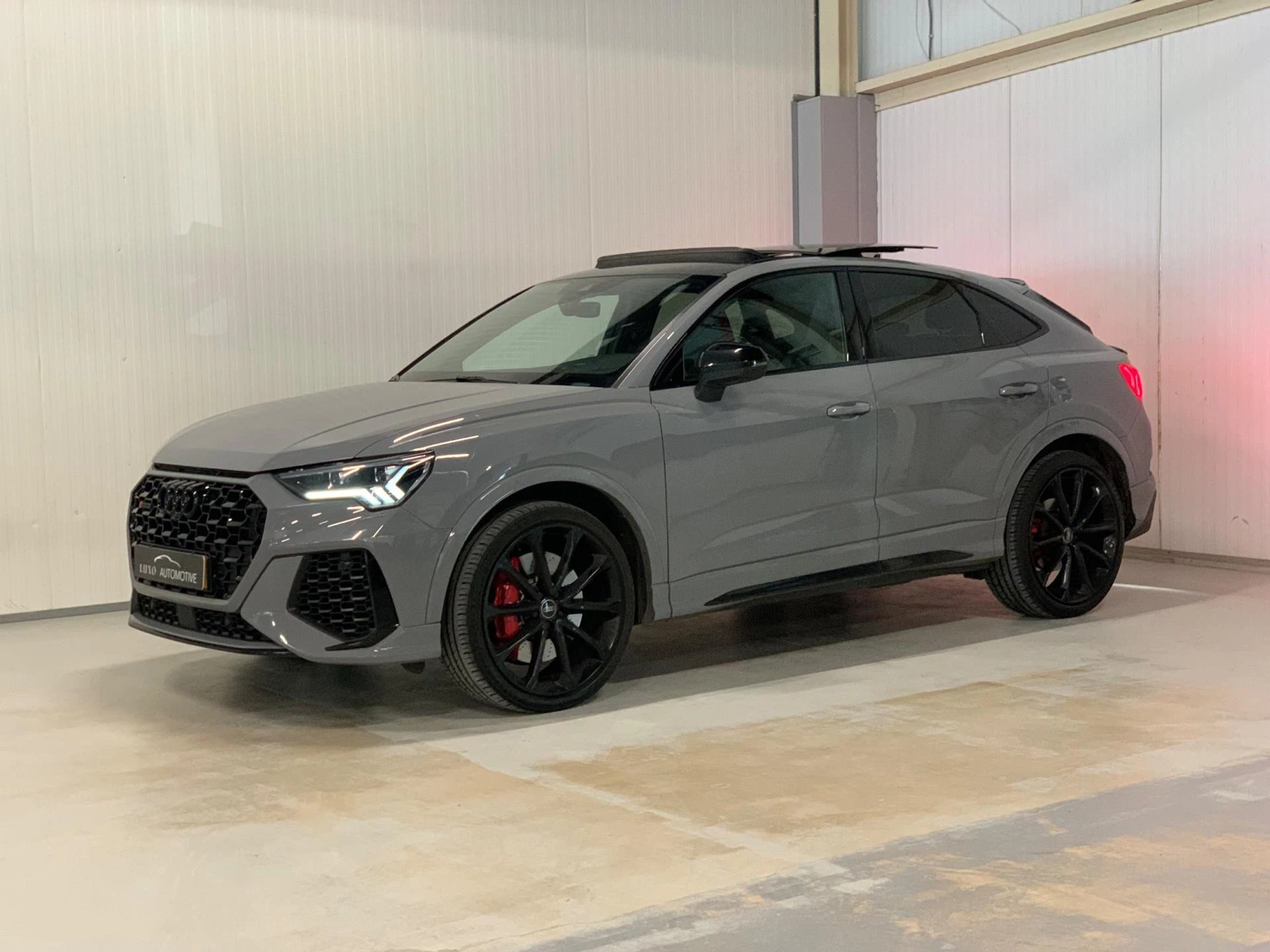 Hoofdafbeelding Audi RSQ3