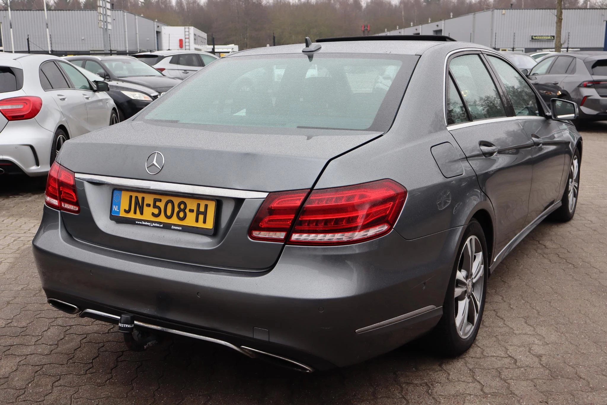 Hoofdafbeelding Mercedes-Benz E-Klasse