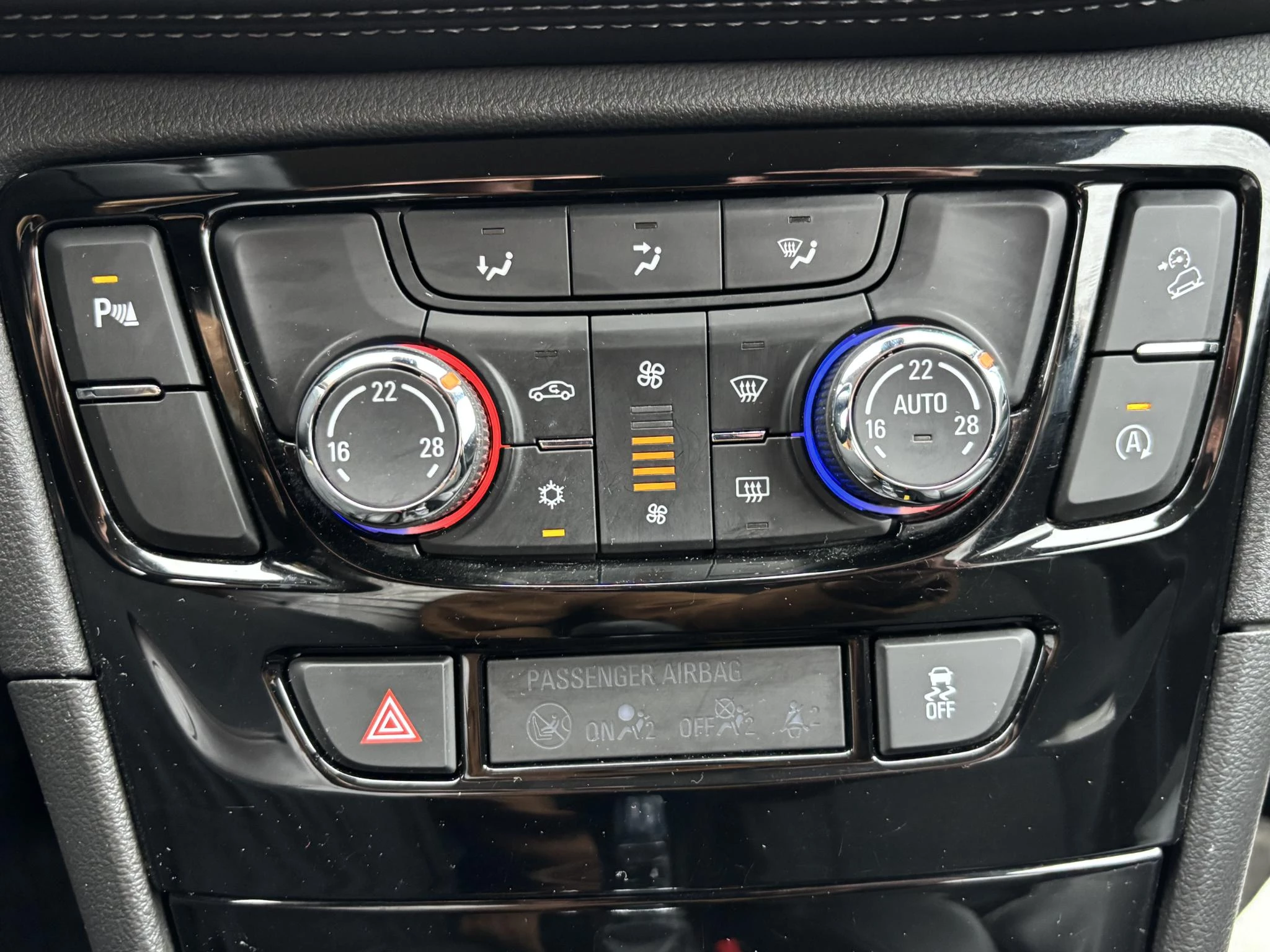 Hoofdafbeelding Opel Mokka X