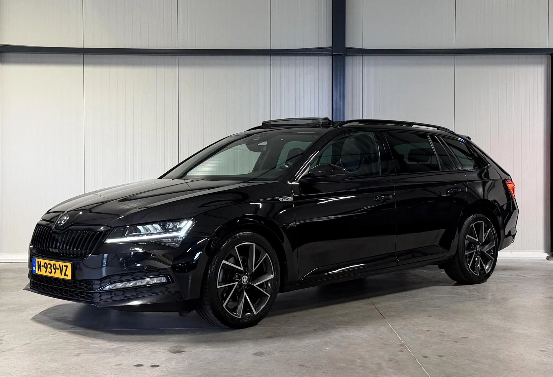 Hoofdafbeelding Škoda Superb