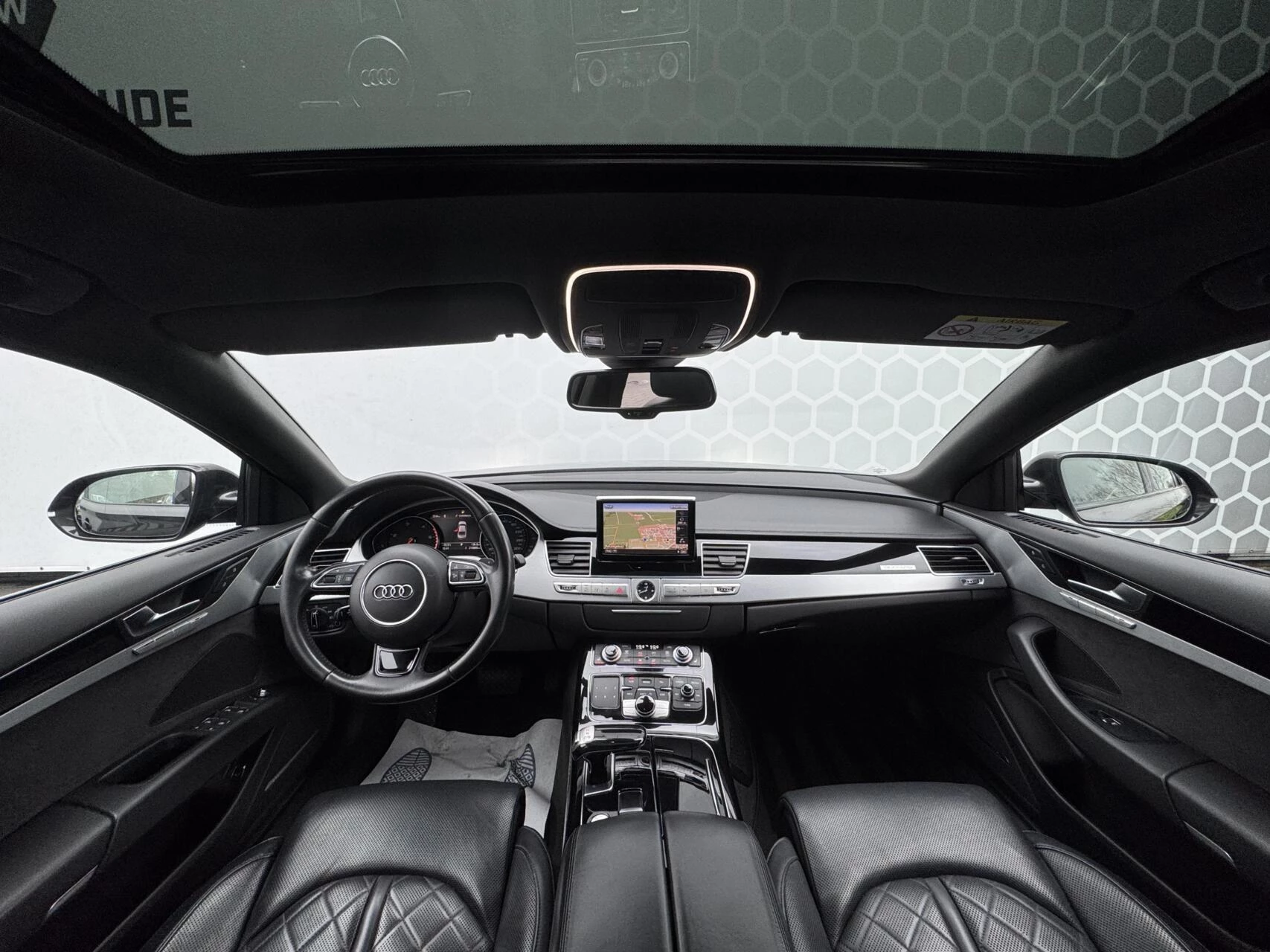 Hoofdafbeelding Audi A8