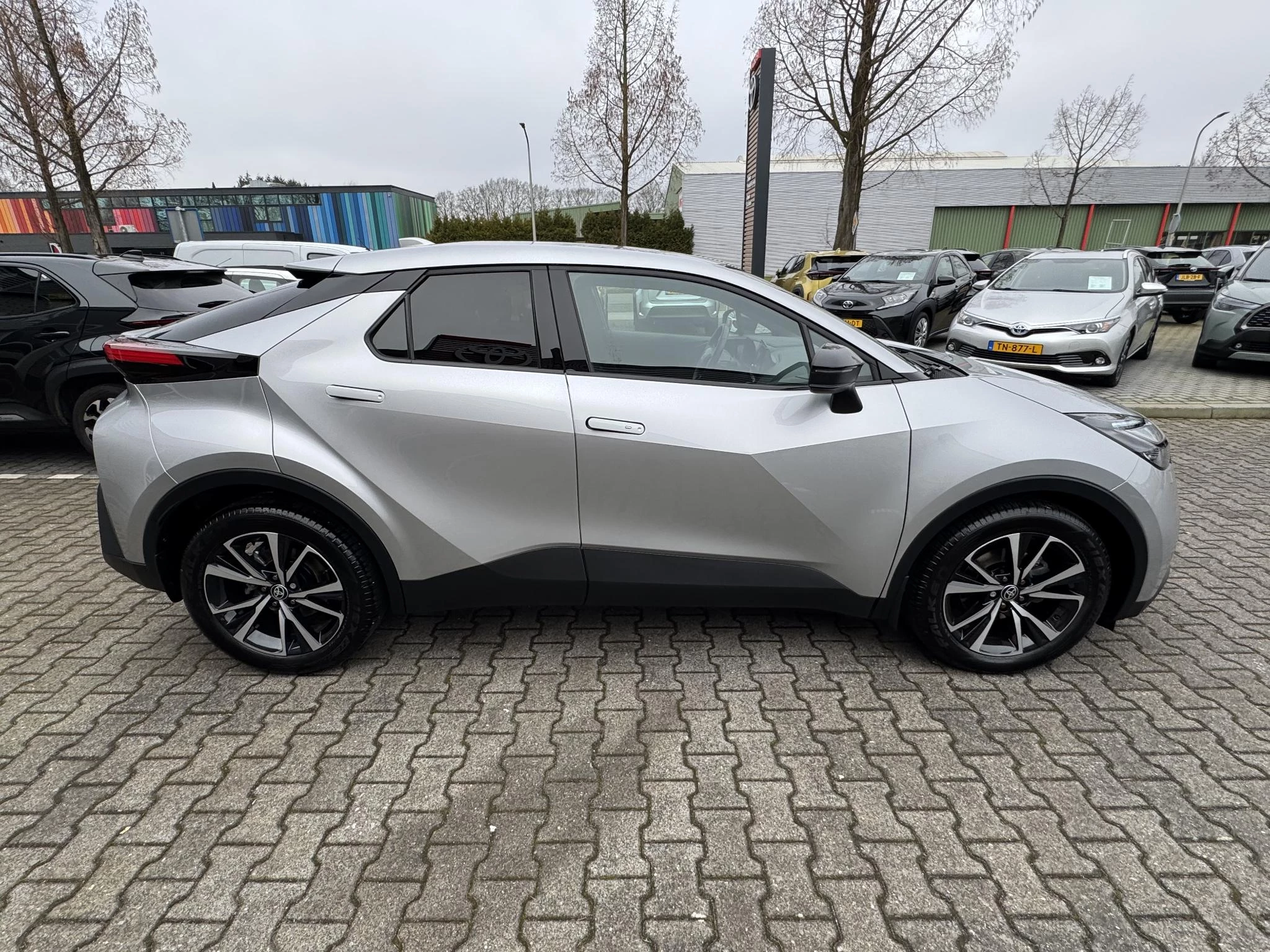Hoofdafbeelding Toyota C-HR