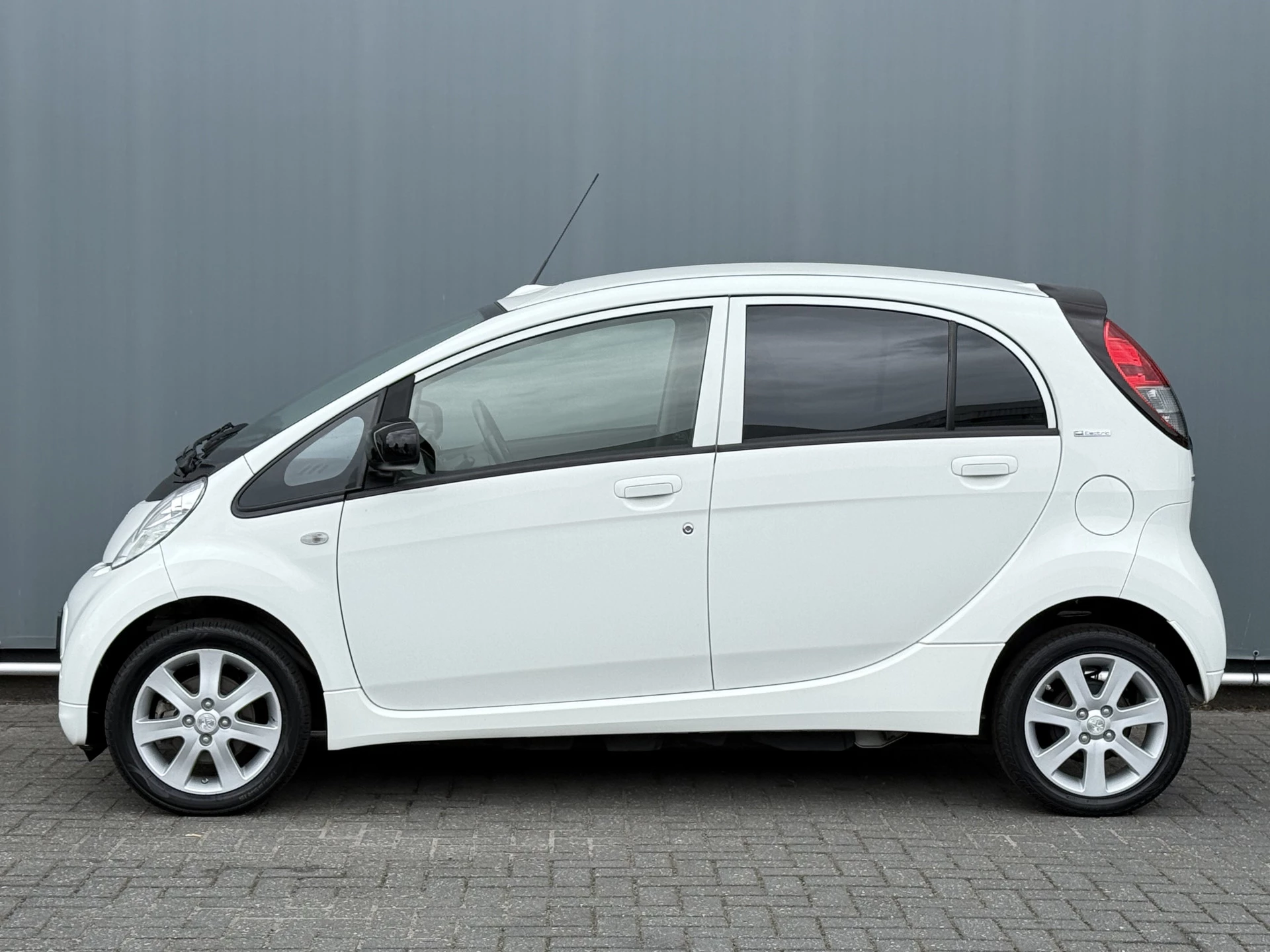 Hoofdafbeelding Peugeot iOn