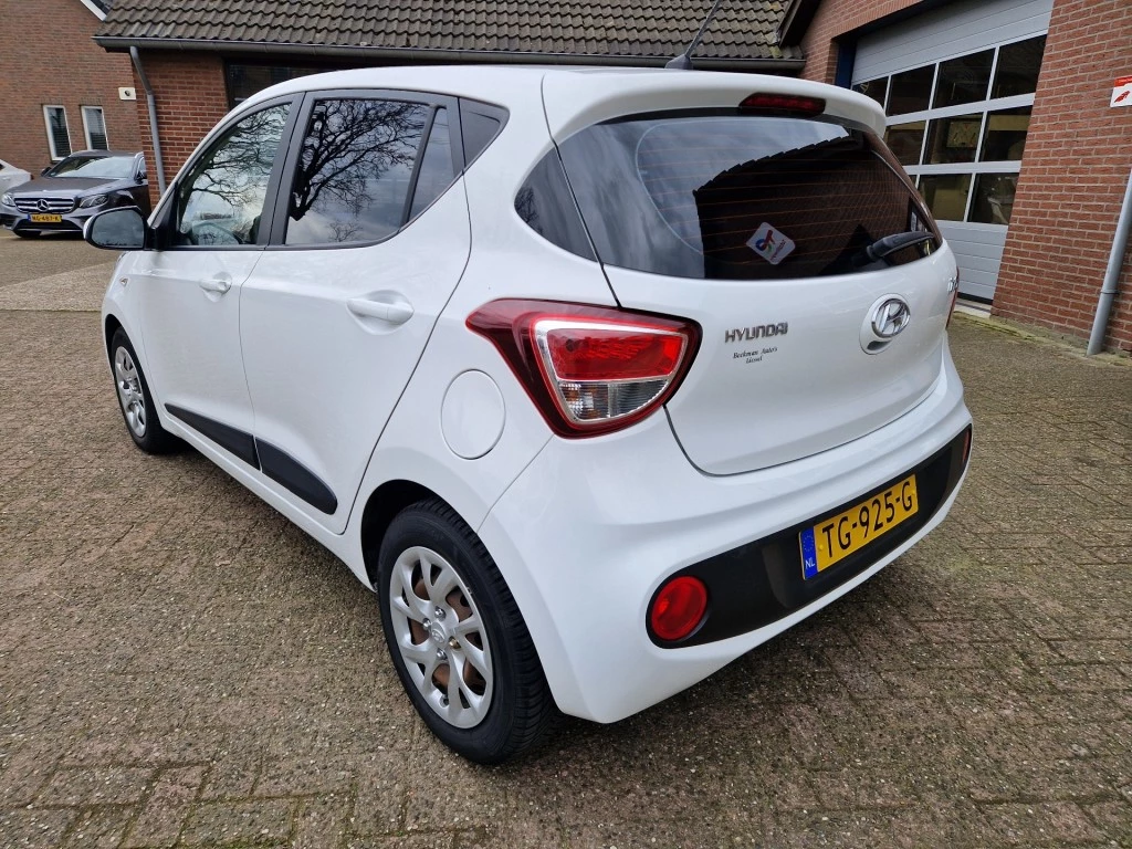 Hoofdafbeelding Hyundai i10