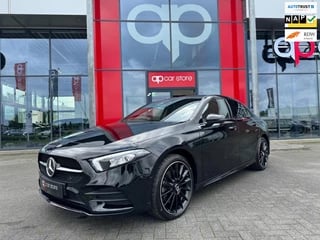 Mercedes-Benz A-klasse 250e AMG Hybride Night Pakket Burmester Alcantara Sfeerverlichting Parksens.