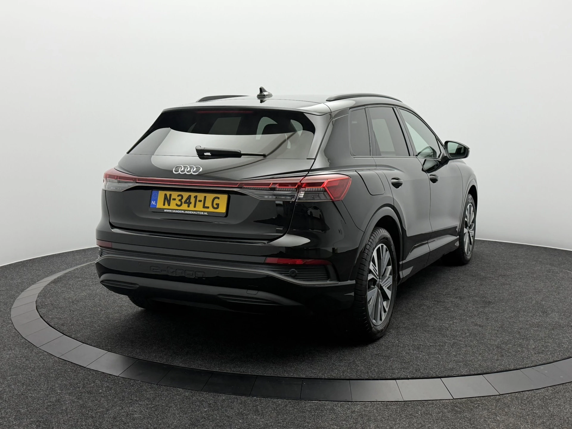 Hoofdafbeelding Audi Q4 e-tron