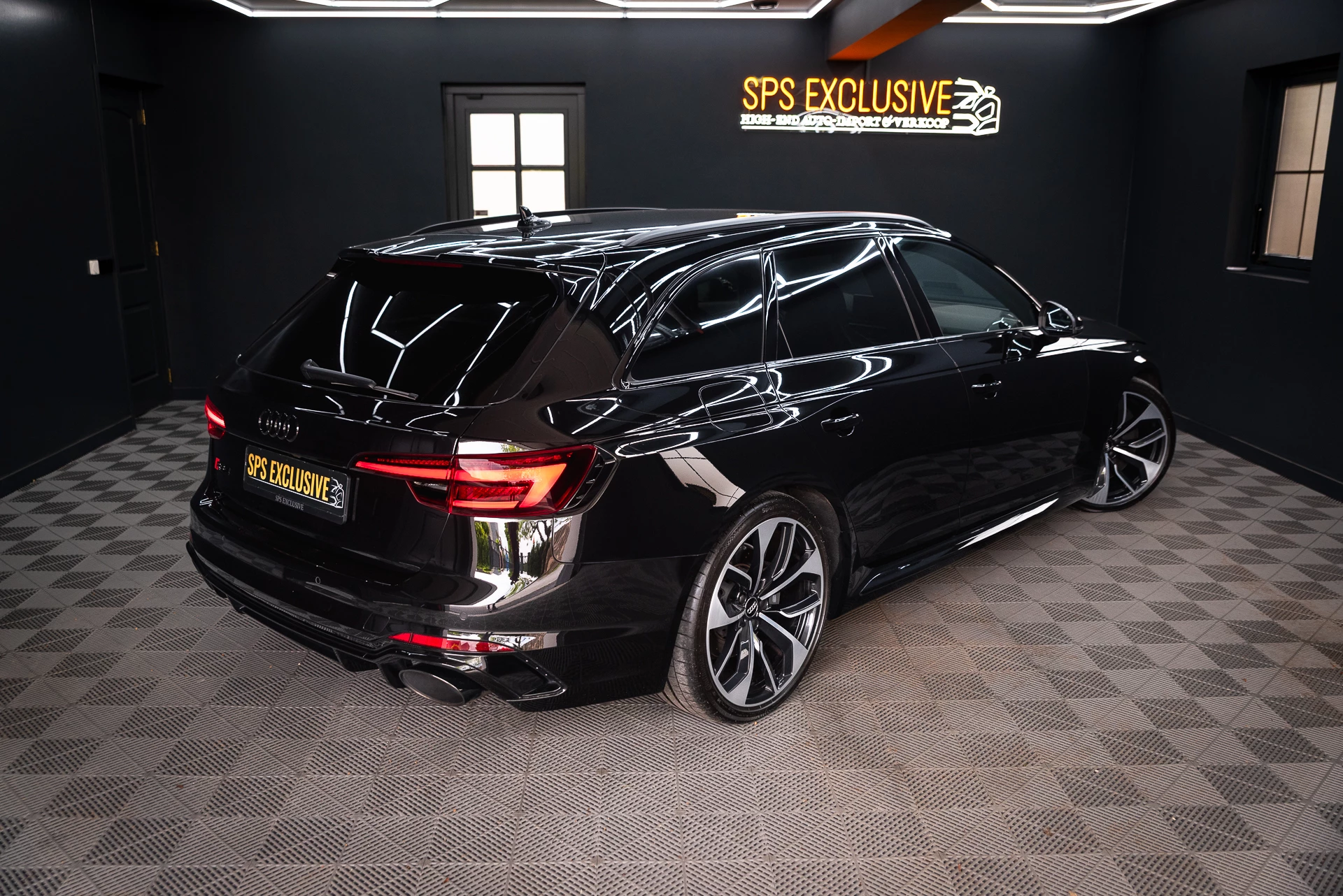 Hoofdafbeelding Audi RS4