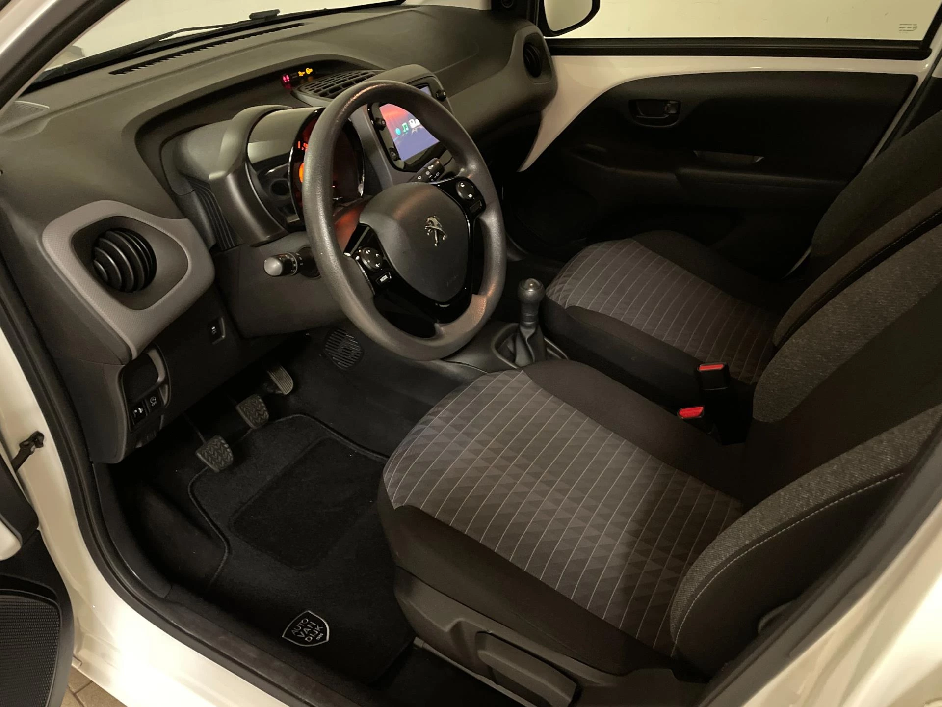 Hoofdafbeelding Peugeot 108